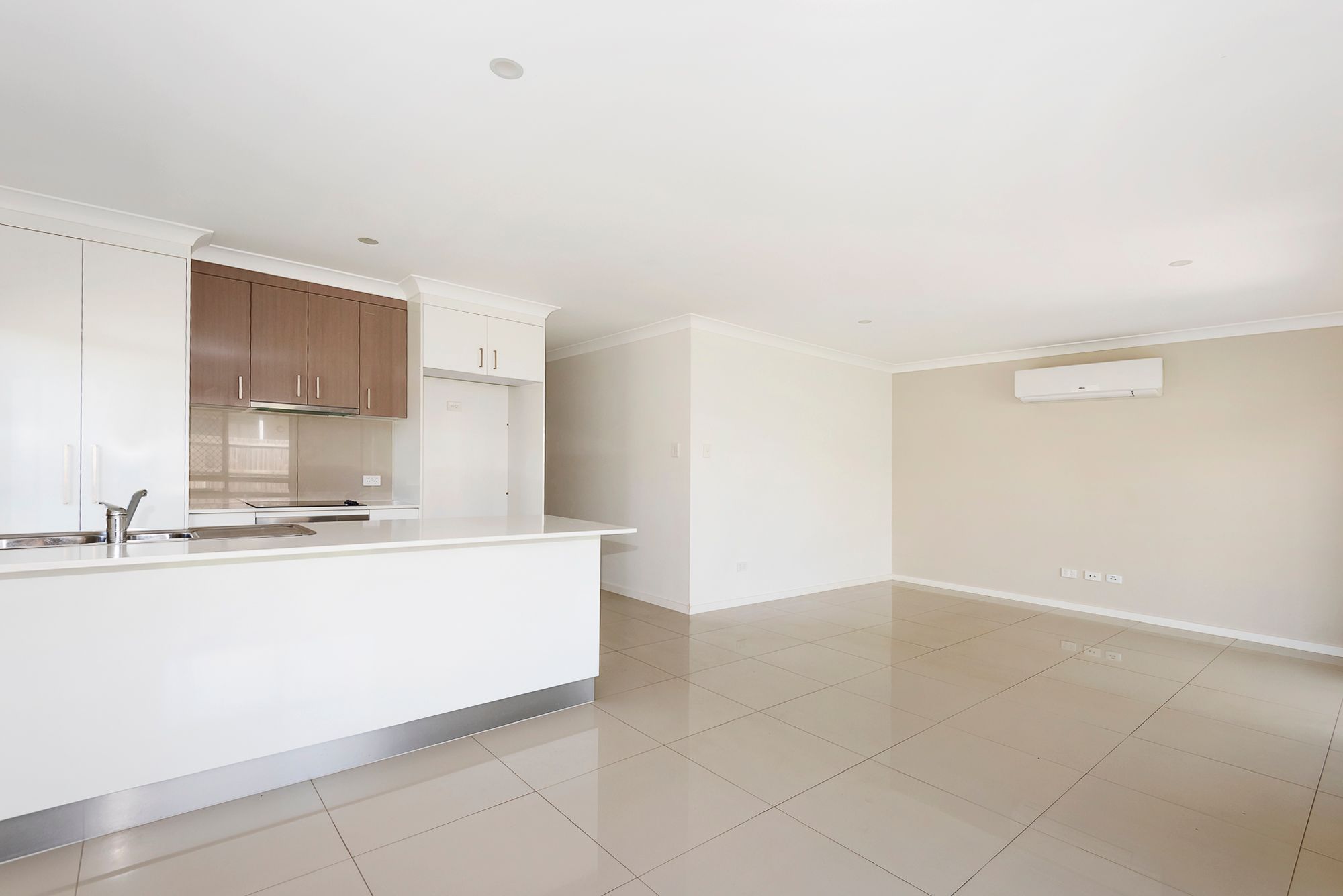 5 Robert Jones Street, Redbank Plains, QLD 4301