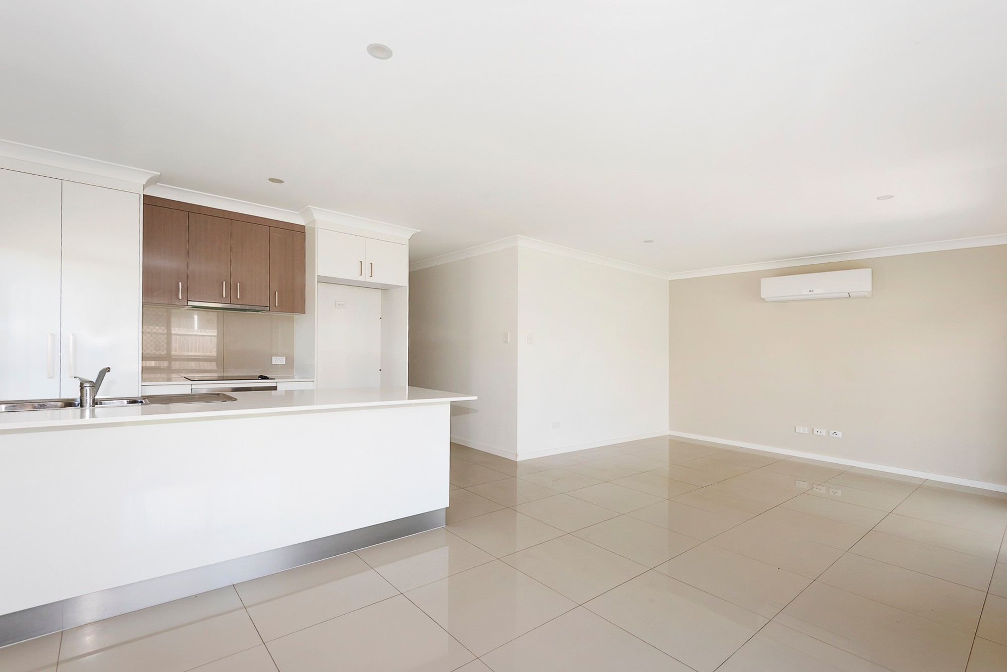 5 Robert Jones Street, Redbank Plains, QLD 4301