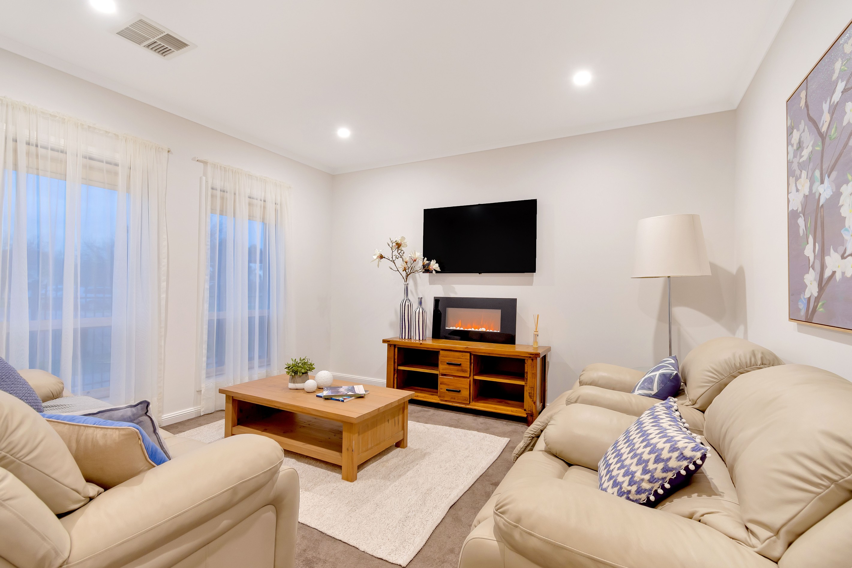 2 Kingfisher Avenue, Mawson Lakes, SA 5095