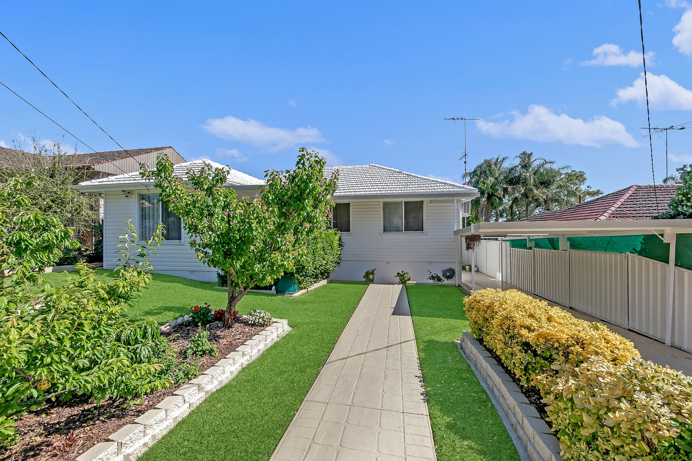 43 Bulolo Drive — photo 2 of 14