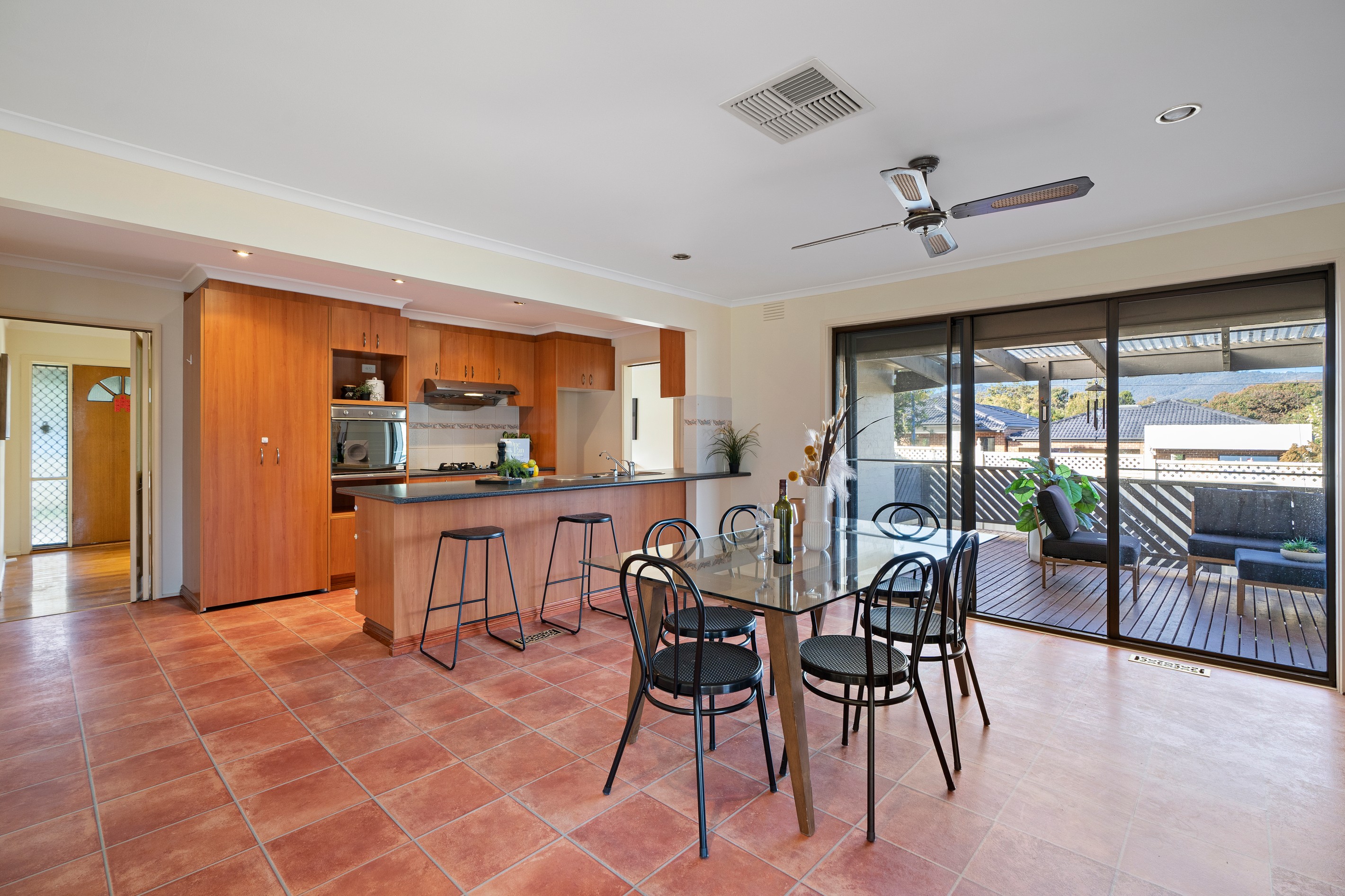 11 Loch Street, Ferntree Gully, VIC 3156