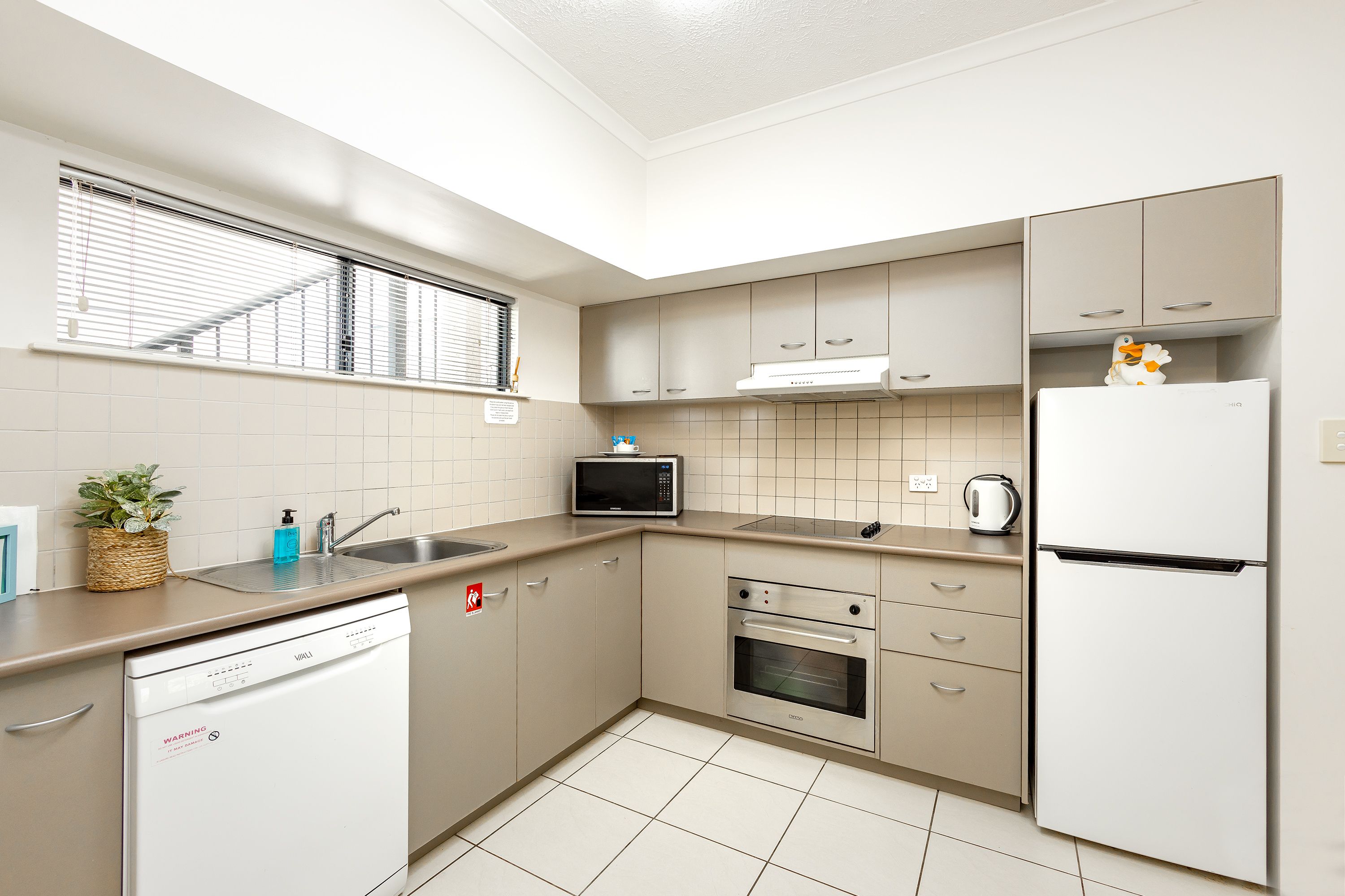 15/3-11 Water Street, Cairns City, QLD 4870