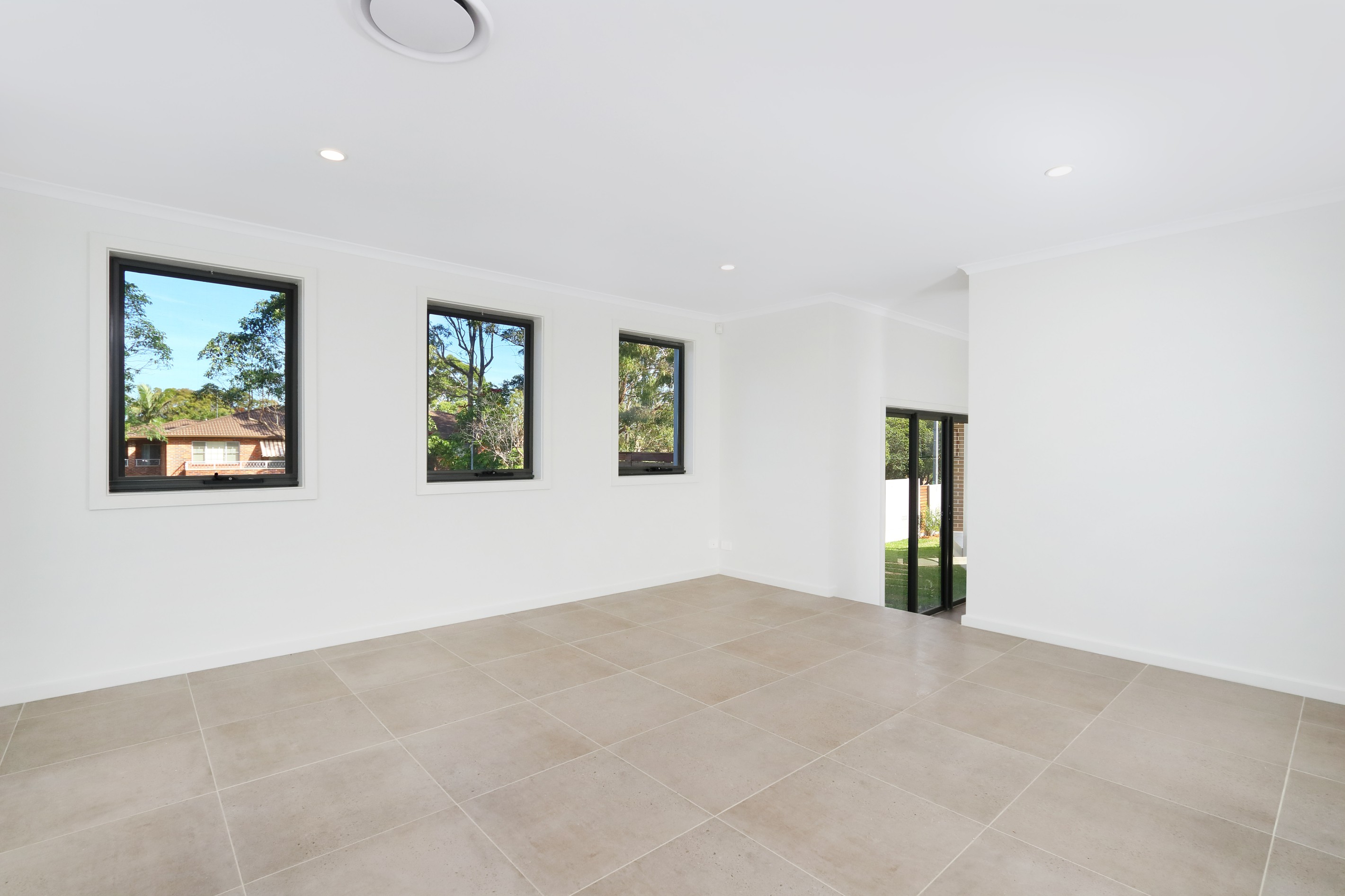 39 Wonoona Parade East, Oatley, NSW 2223