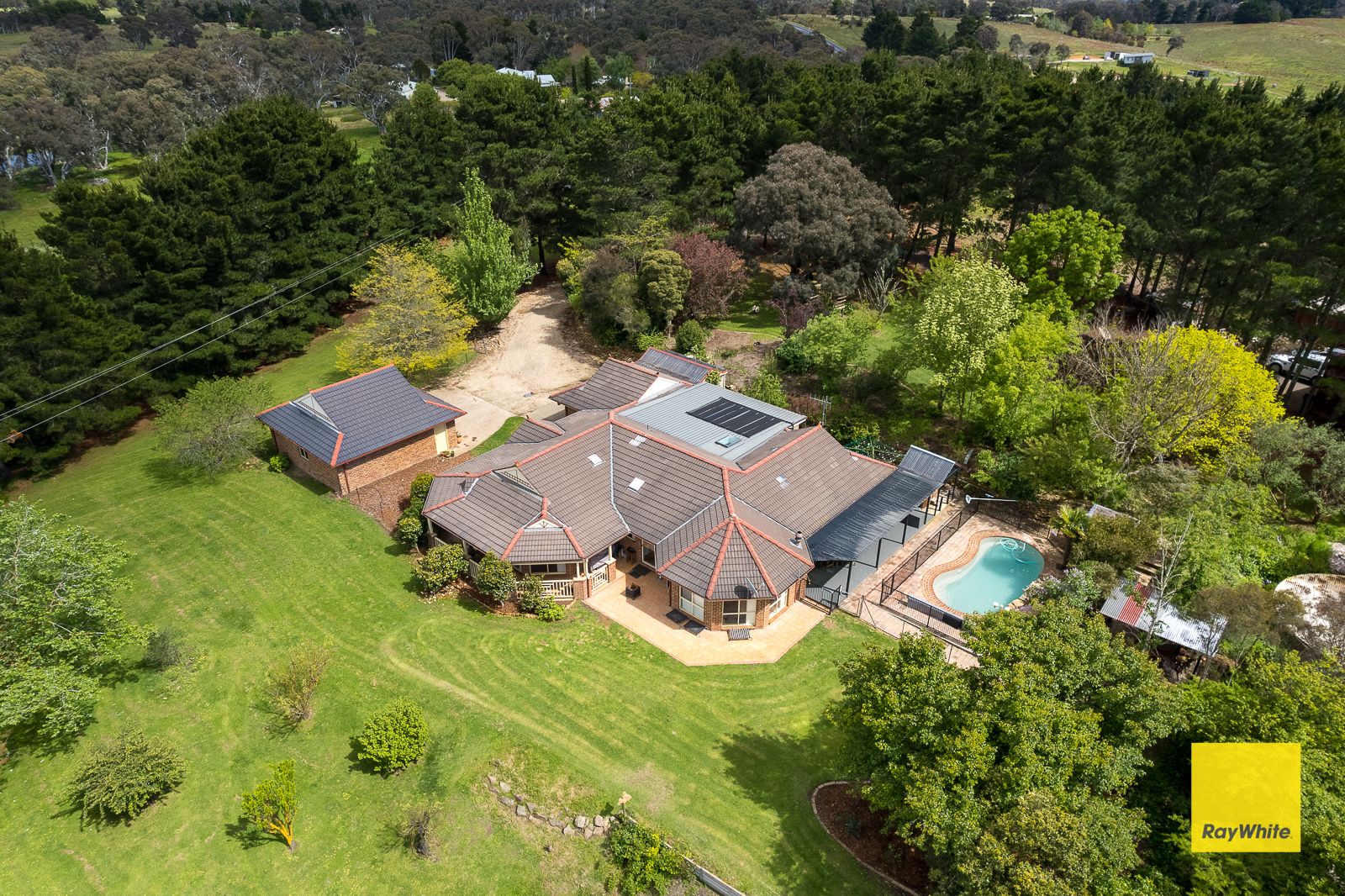 5 Woolshed Lane, Bywong NSW 2621
