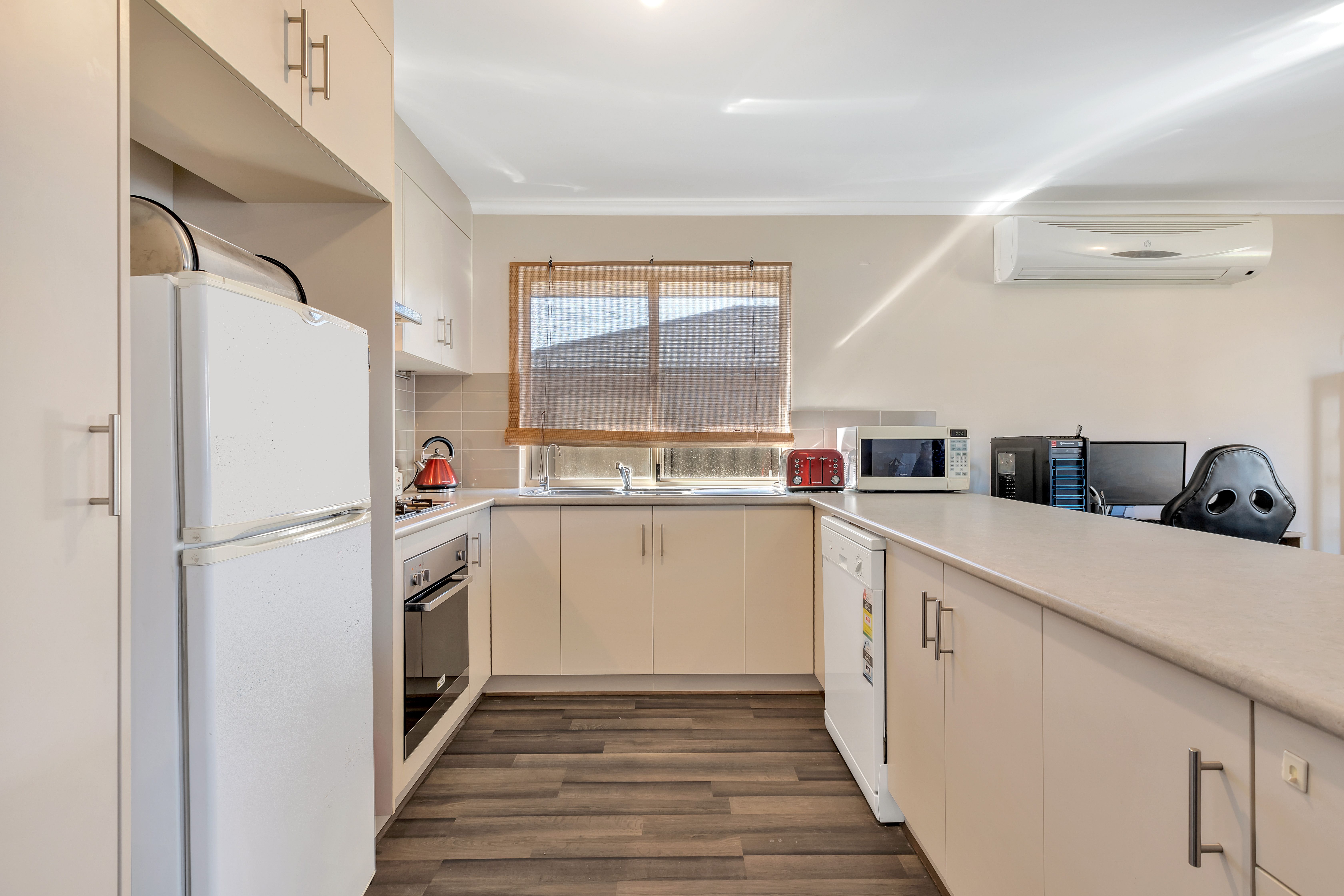 8 Rosella Drive, Penfield, SA 5121