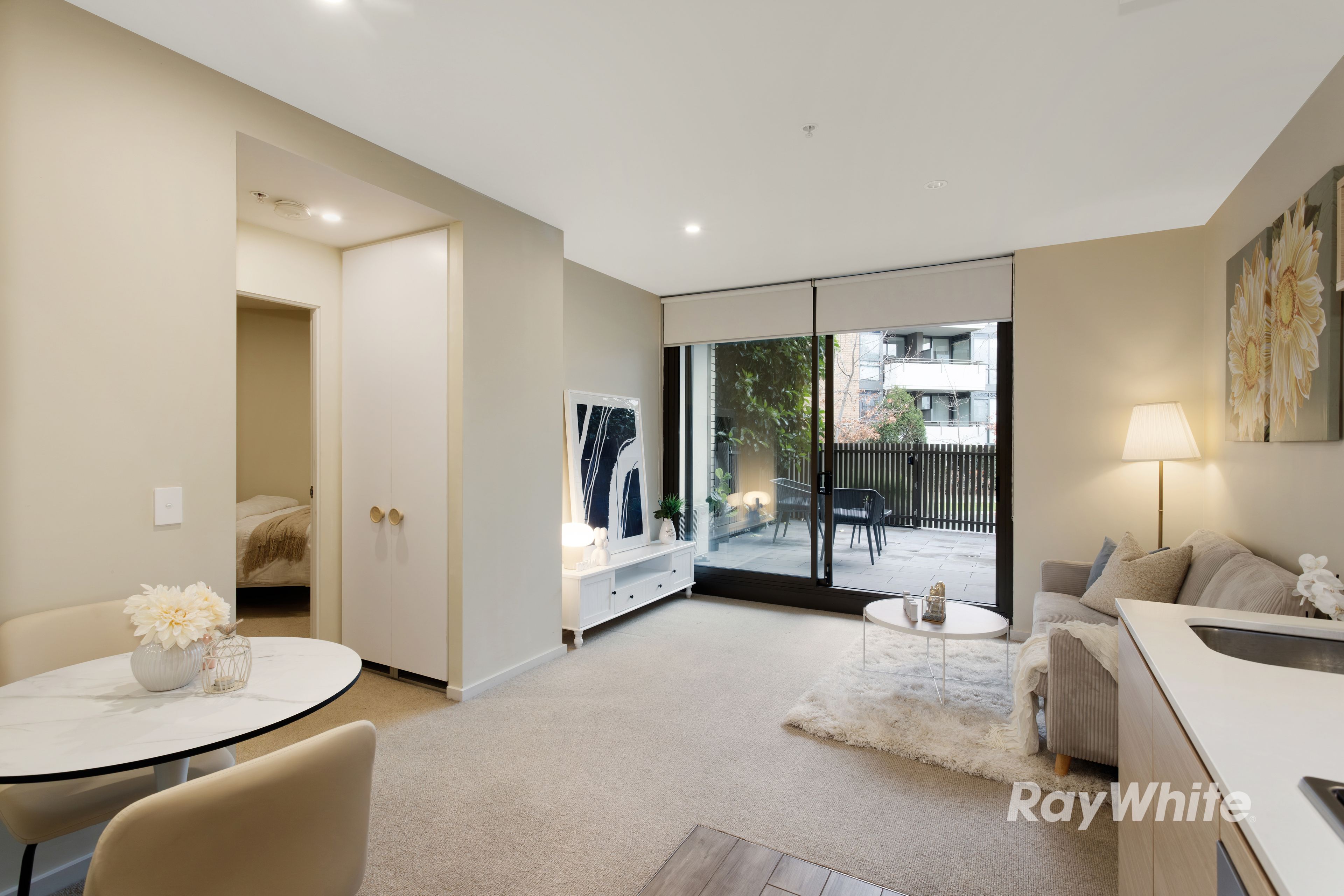 1/1 Village Mews, Caulfield North, VIC 3161