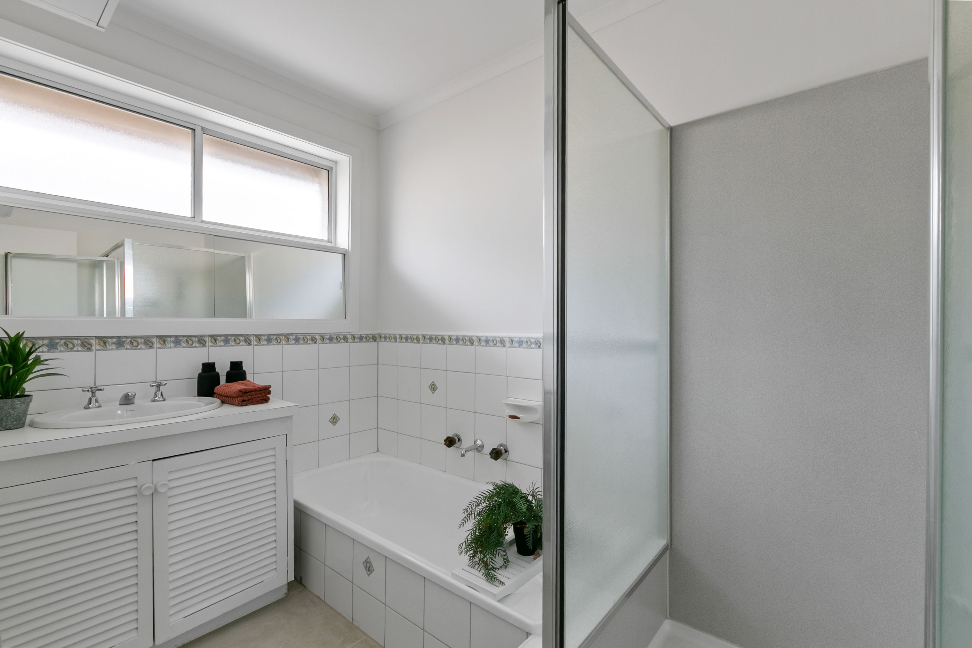2/6 Charles Street — photo 7 of 14