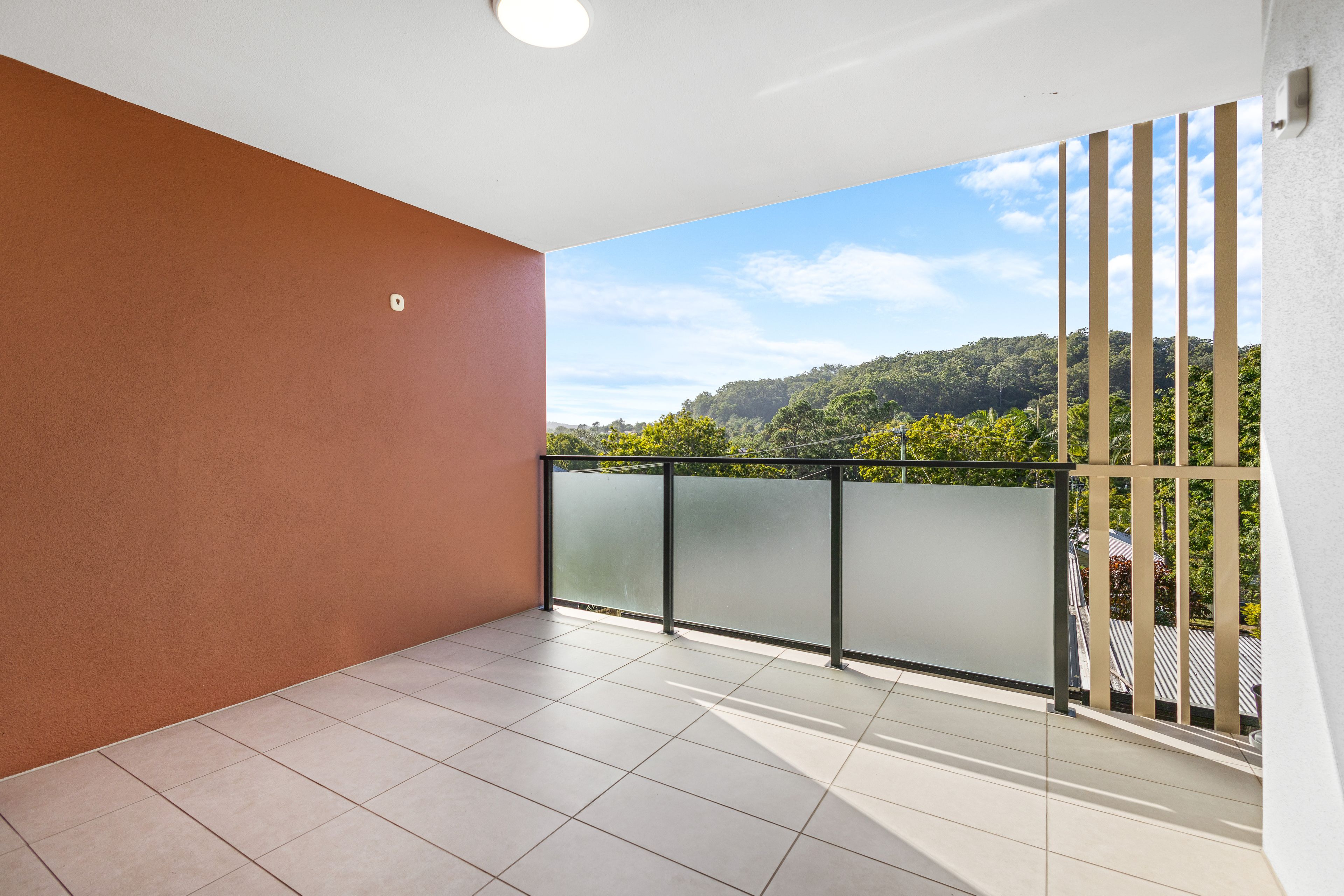 305/14 Maud Street — photo 12 of 18