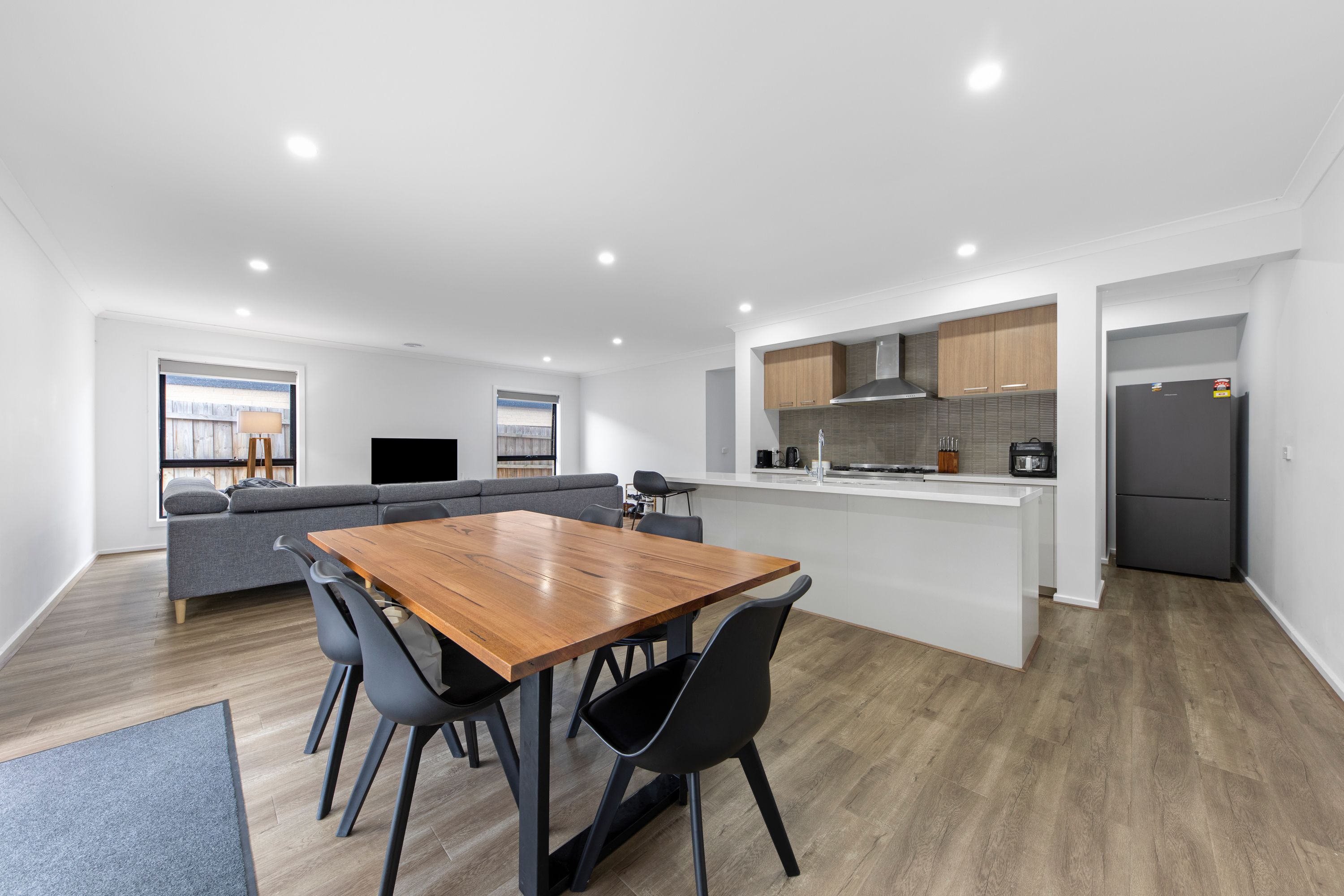 48 Barbara Avenue — photo 6 of 29