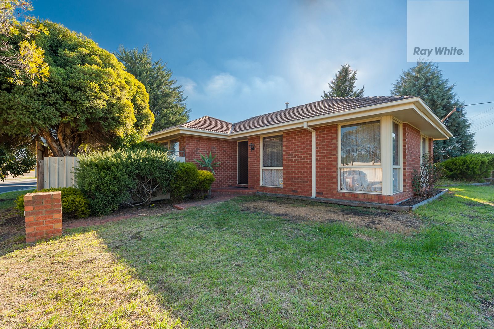 27 Banbury Crescent, Craigieburn, VIC 3064