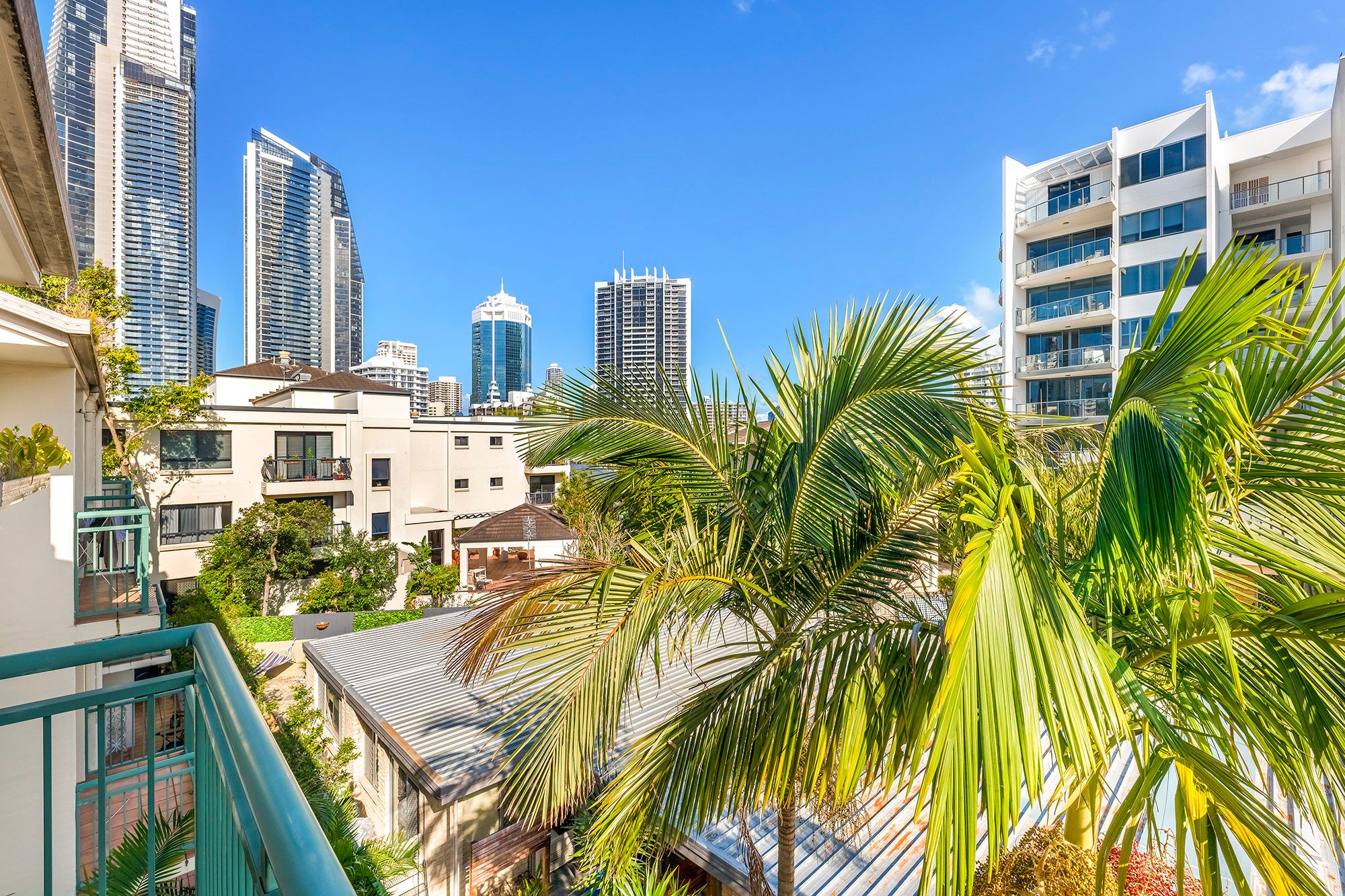 10/9 Stanhill Drive, Chevron Island, QLD 4217