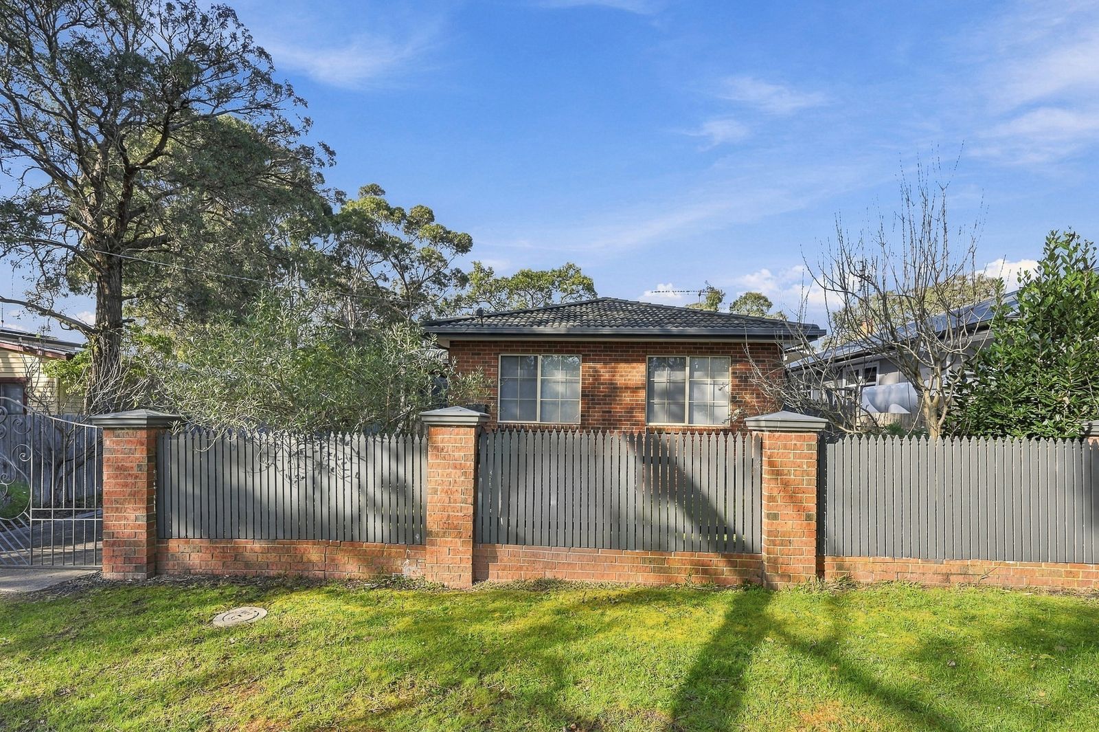 16 Inverloch Parade — photo 3 of 16