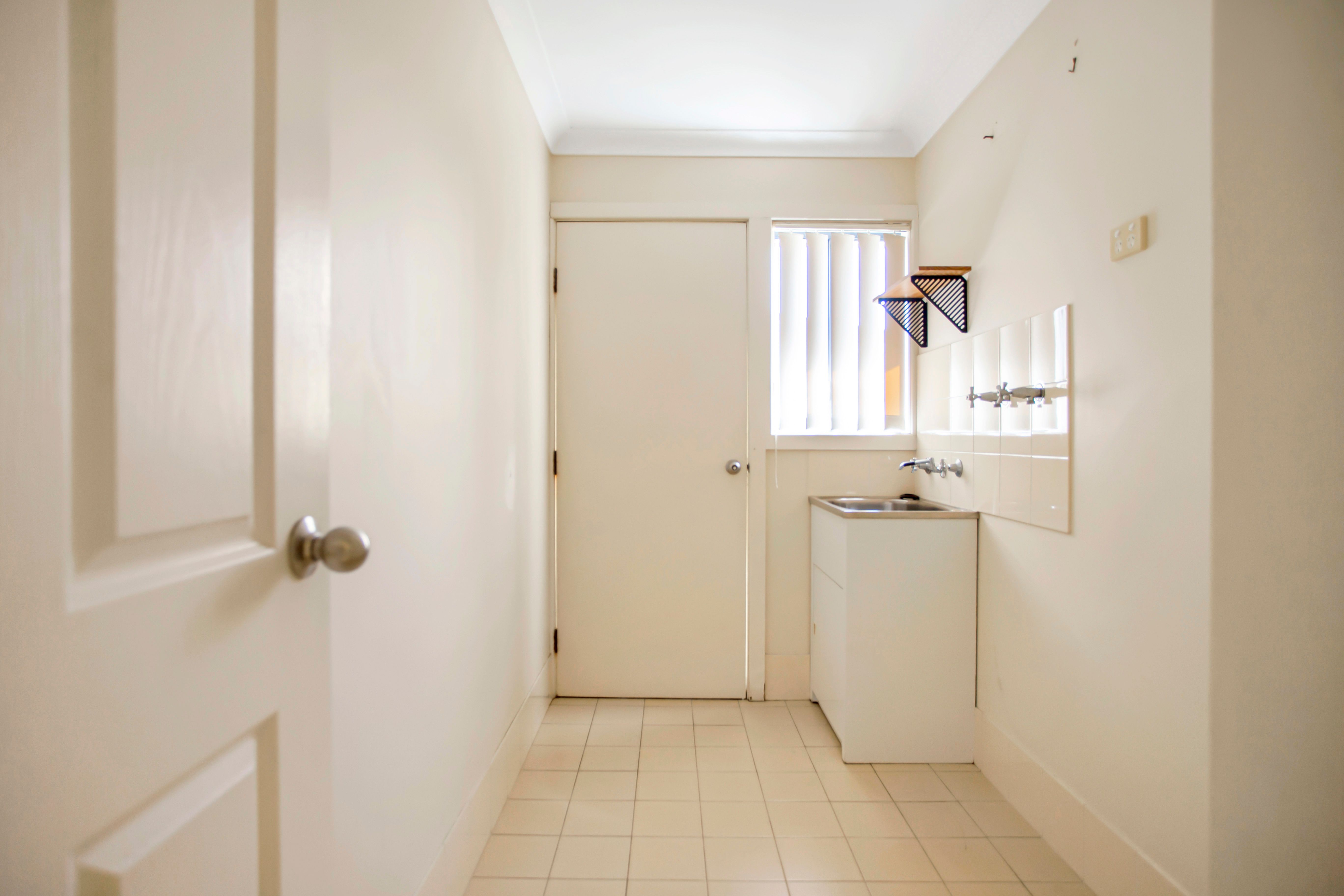 2/52 Myall Street — photo 9 of 24