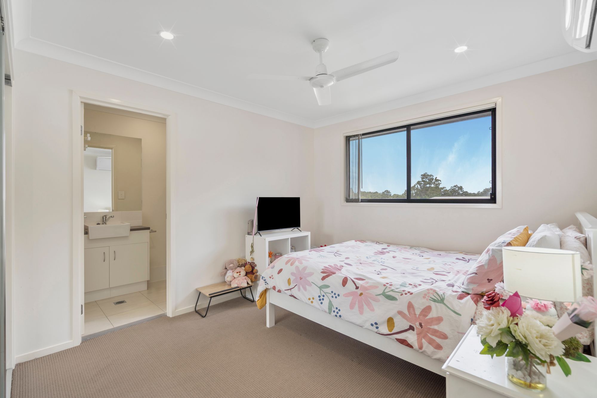 41A Pinelands Street, Loganlea, QLD 4131