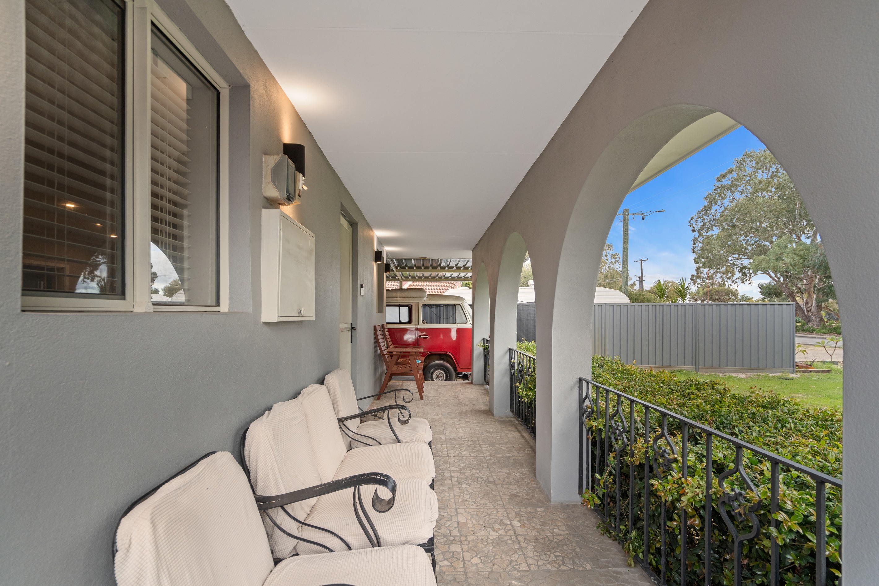 14 Hoskin Street, Cloverdale, WA 6105