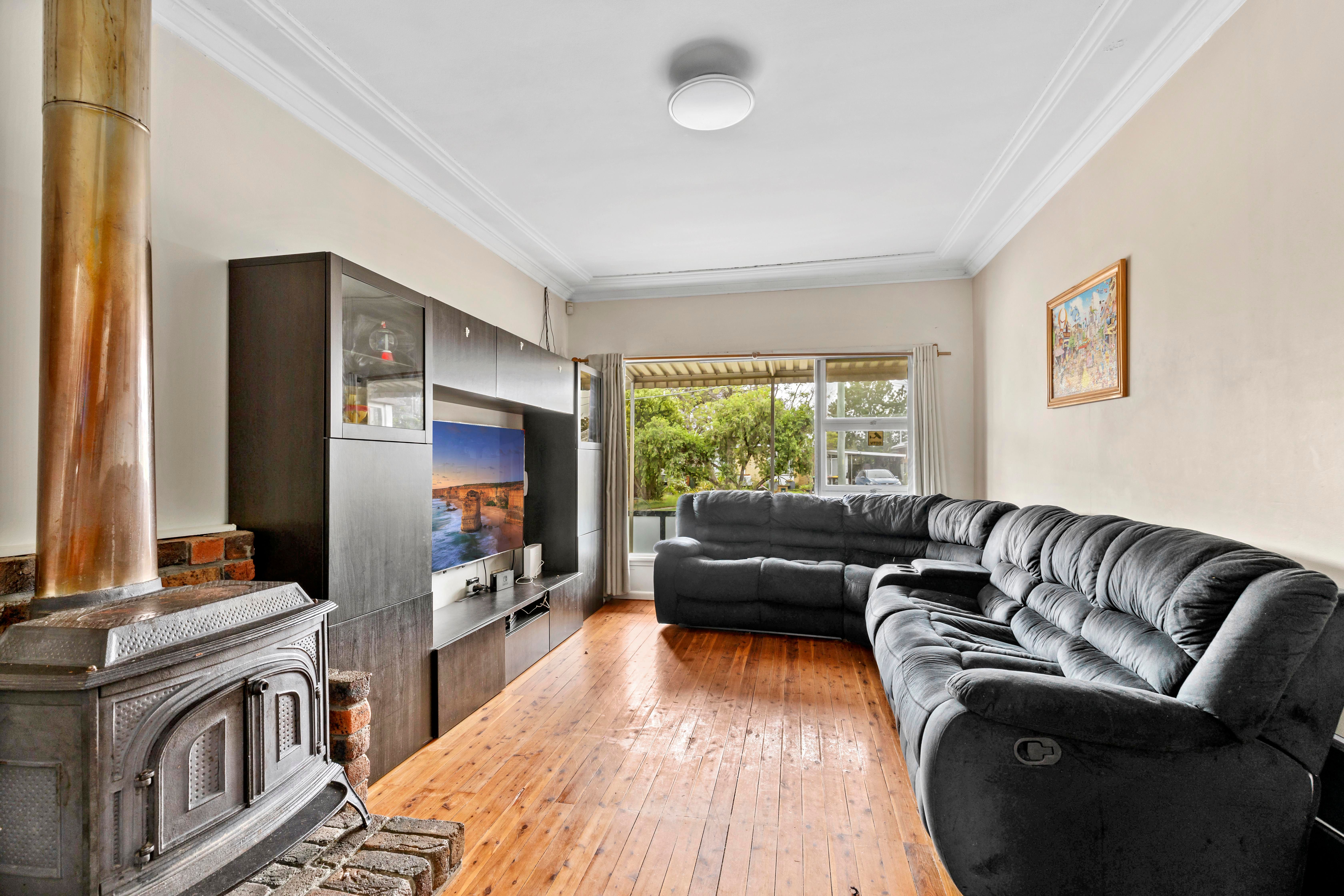 11 Craig Avenue, Oxley Park, NSW 2760
