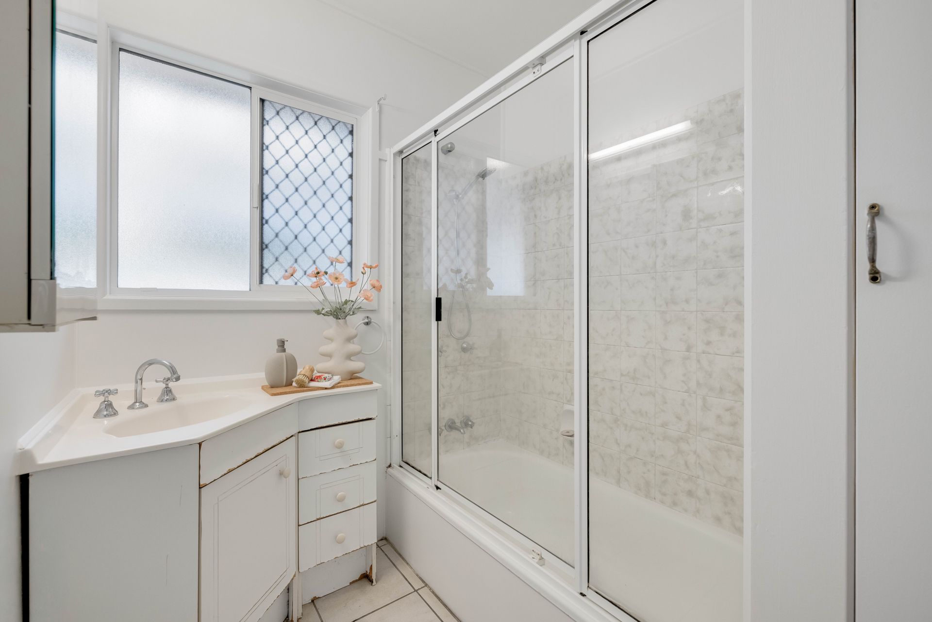 8 Easton Street — photo 9 of 18
