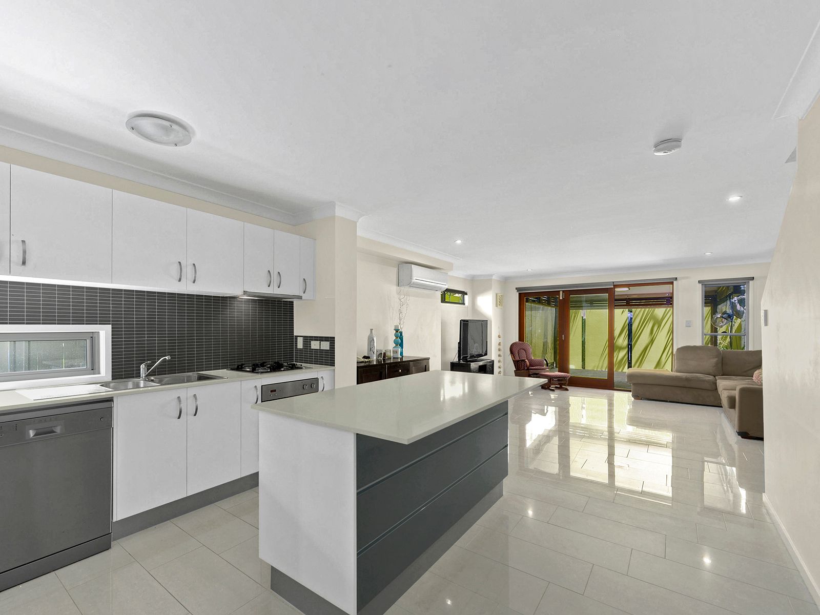 2/20 Figgis Street, Kedron, QLD 4031