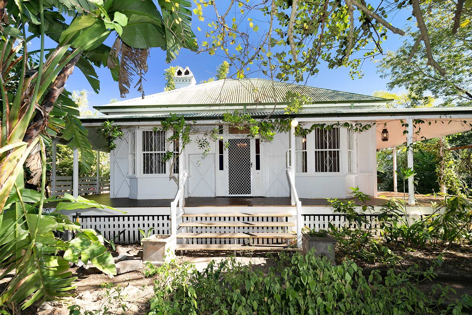 9 Hazelmere Parade, Sherwood, QLD 4075