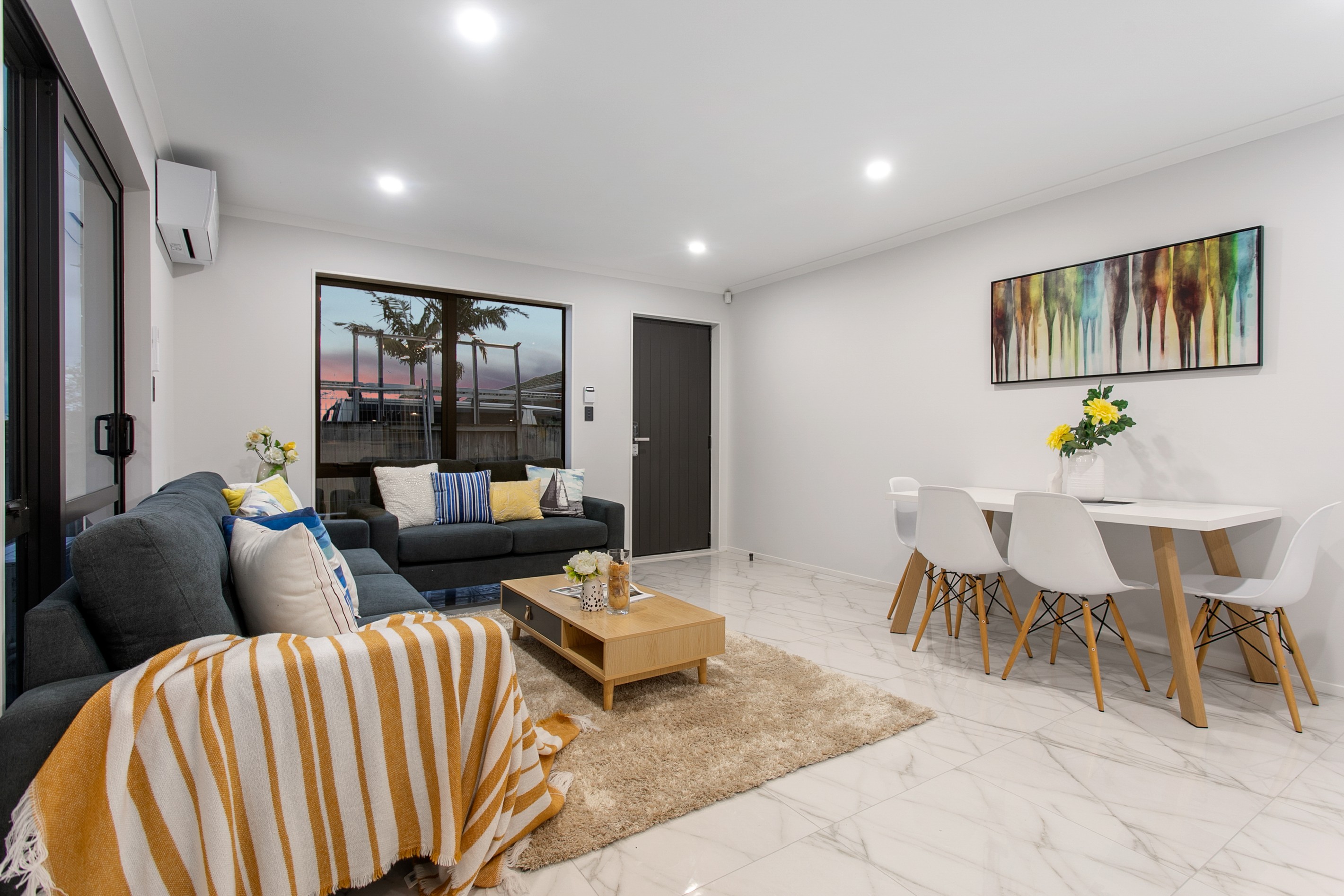 2/664 Pakuranga Road, Howick, Manukau City