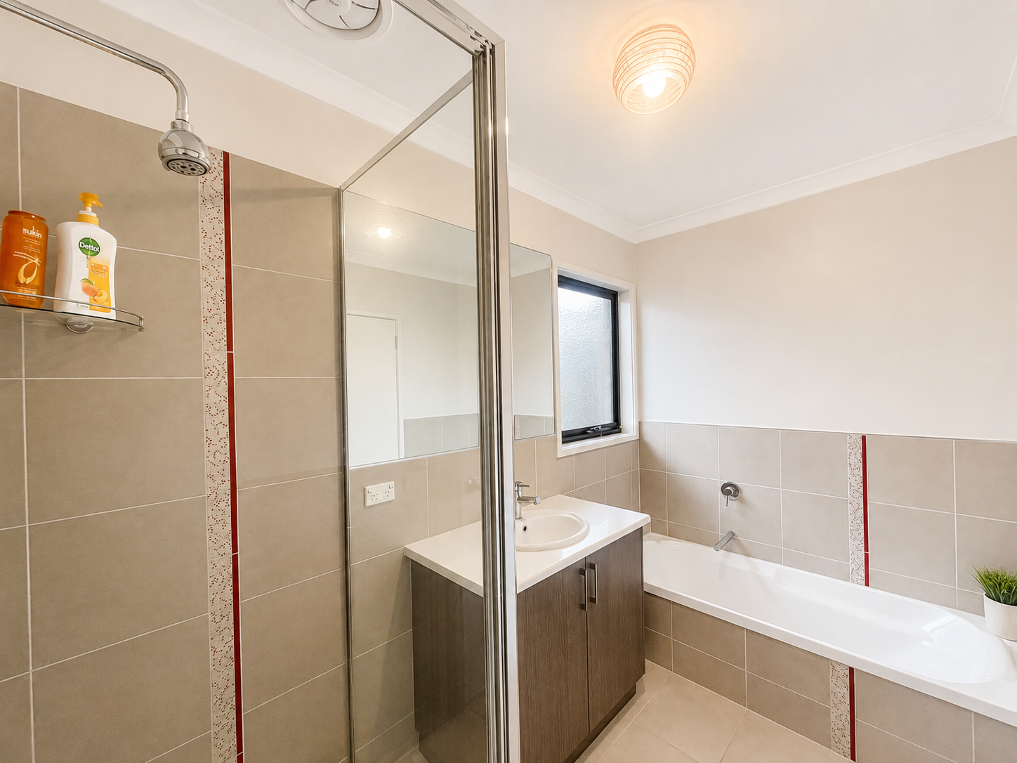 2/67 Otway Road — photo 8 of 9