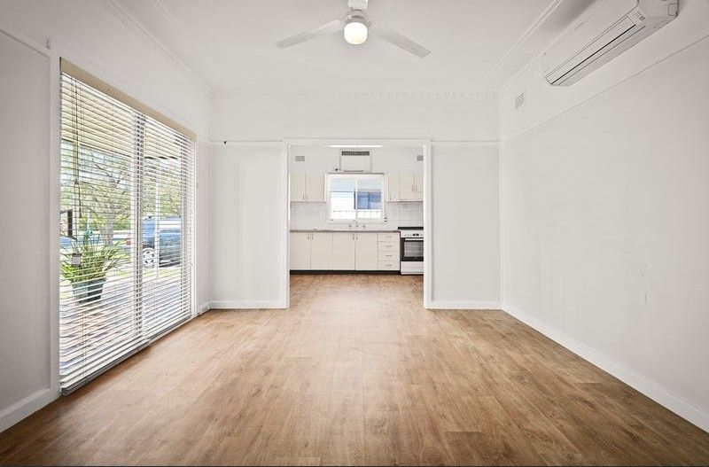 21 Parkin Road, Colyton, NSW 2760