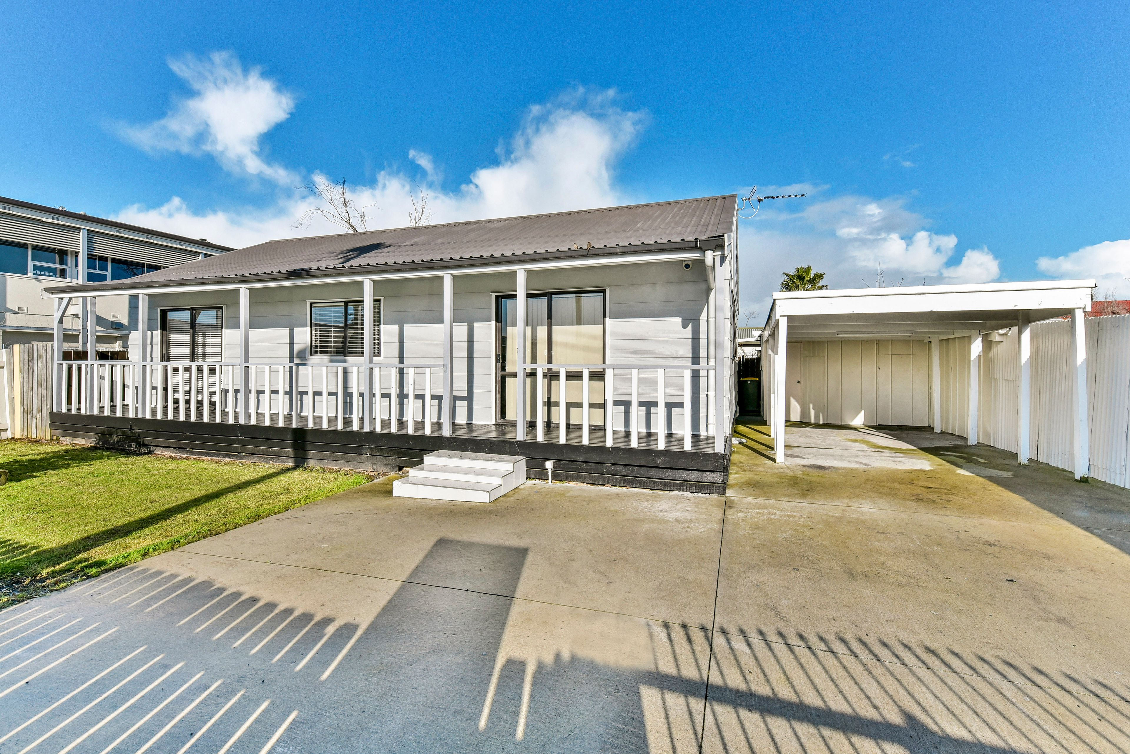 1 Grayson Avenue, Papatoetoe, Manukau City