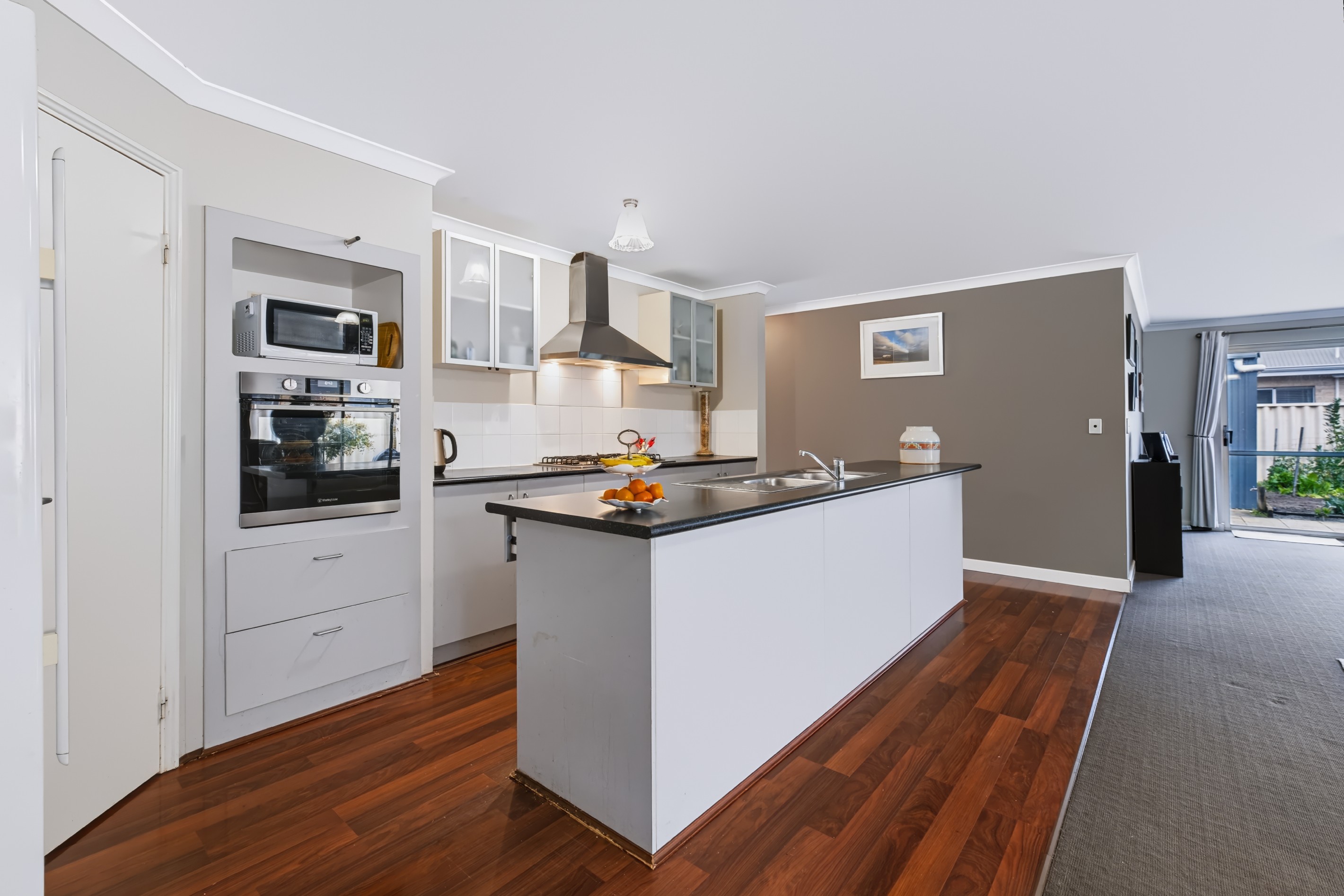 14 Garrigue Gardens, Yalyalup, WA 6280