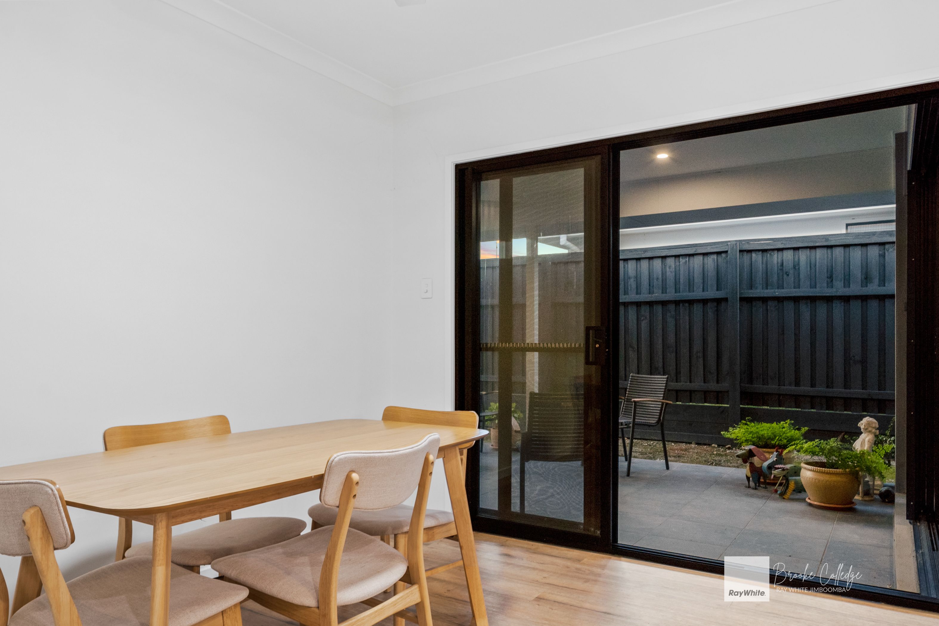21 Colmar Street — photo 8 of 21