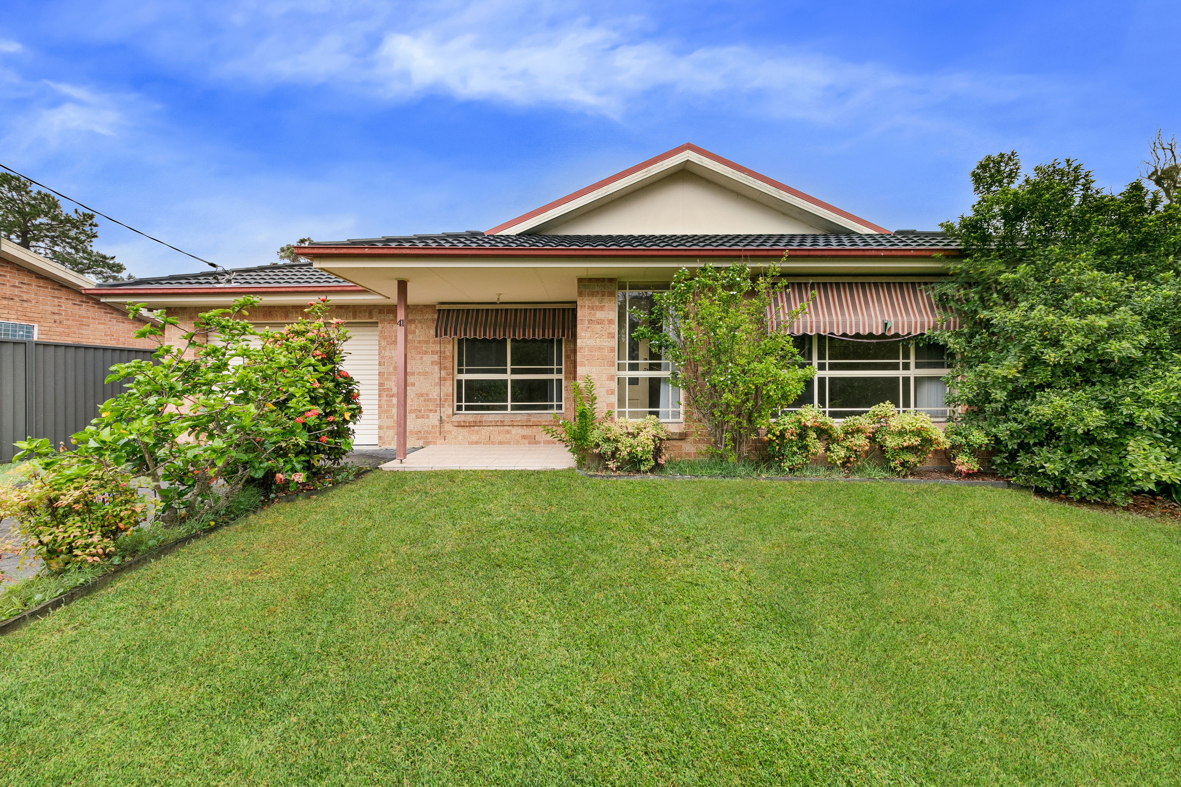 41 McKellar Boulevard, Blue Haven NSW 2262