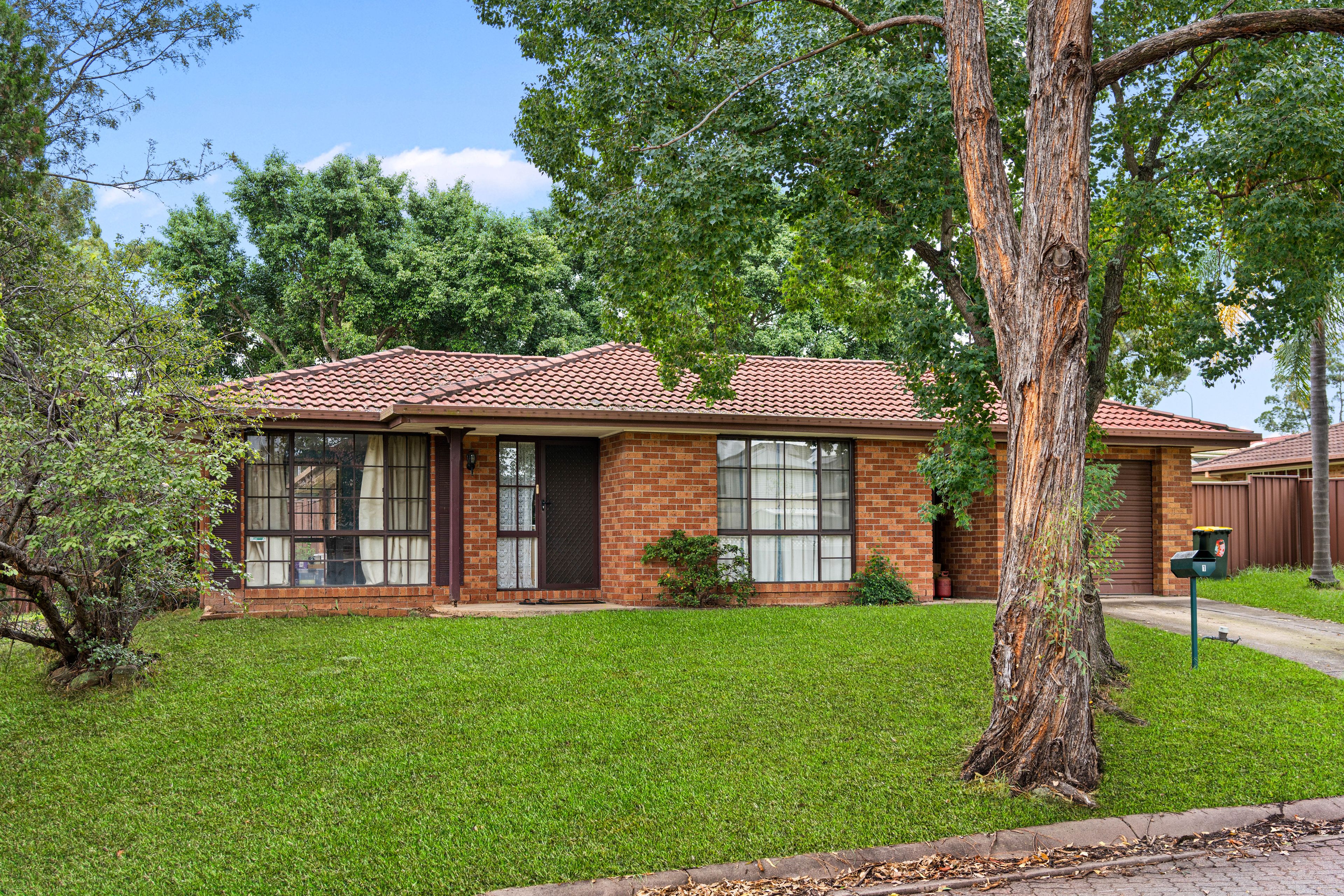 1 Parrella Grove, Glendenning NSW 2761