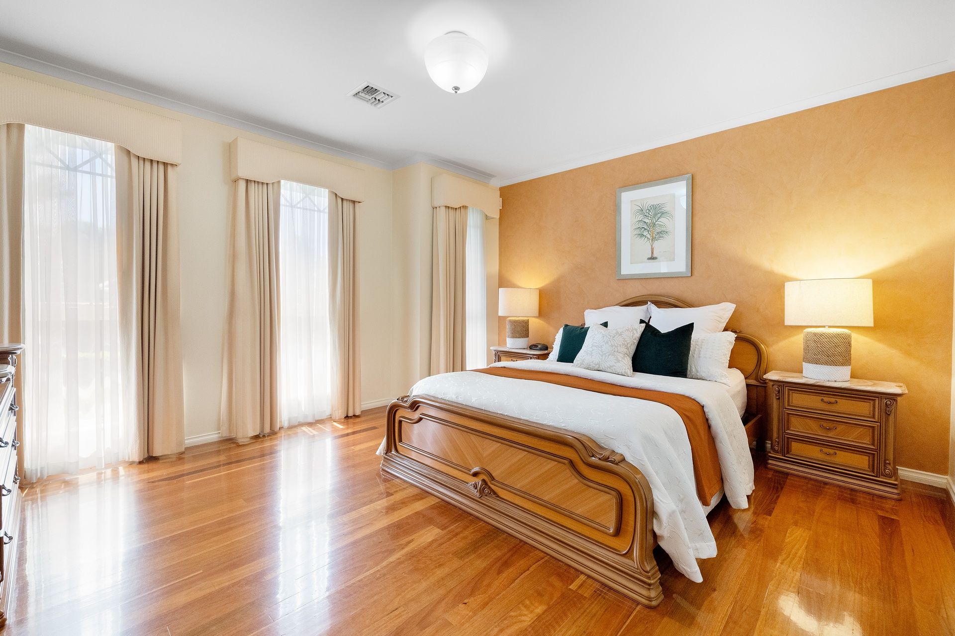 24 Yarra Hill Lane — photo 8 of 16