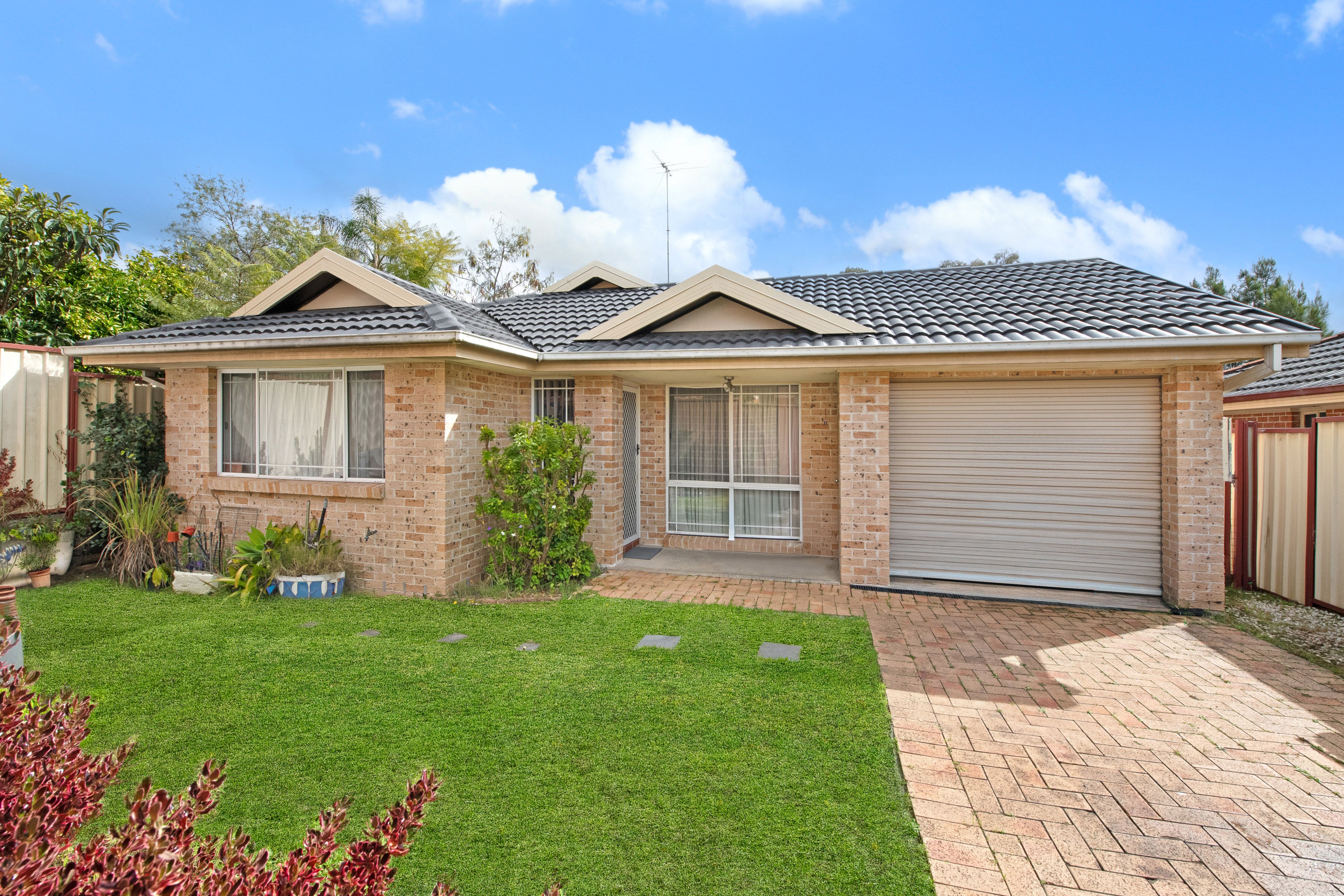 13 Cobain Place — photo from Ray White United Group - Glenwood