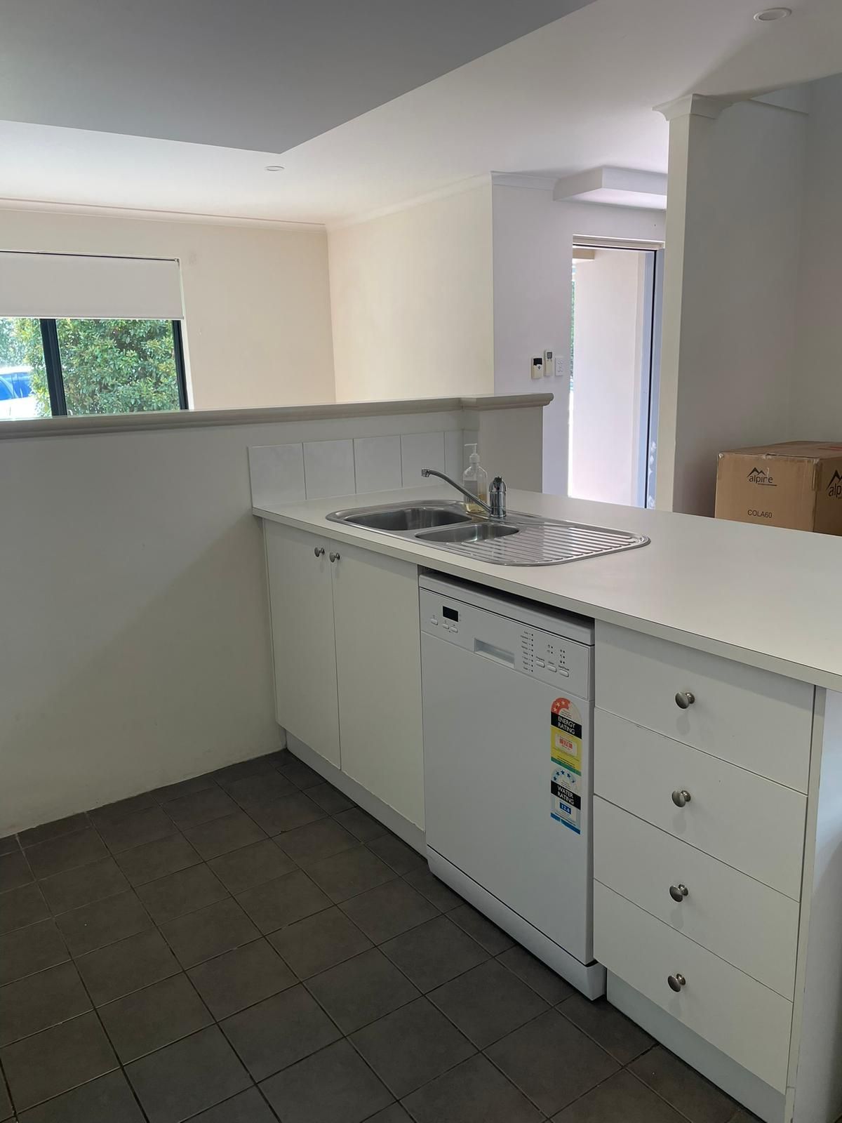 52 Hollins Bend, Madeley, WA 6065