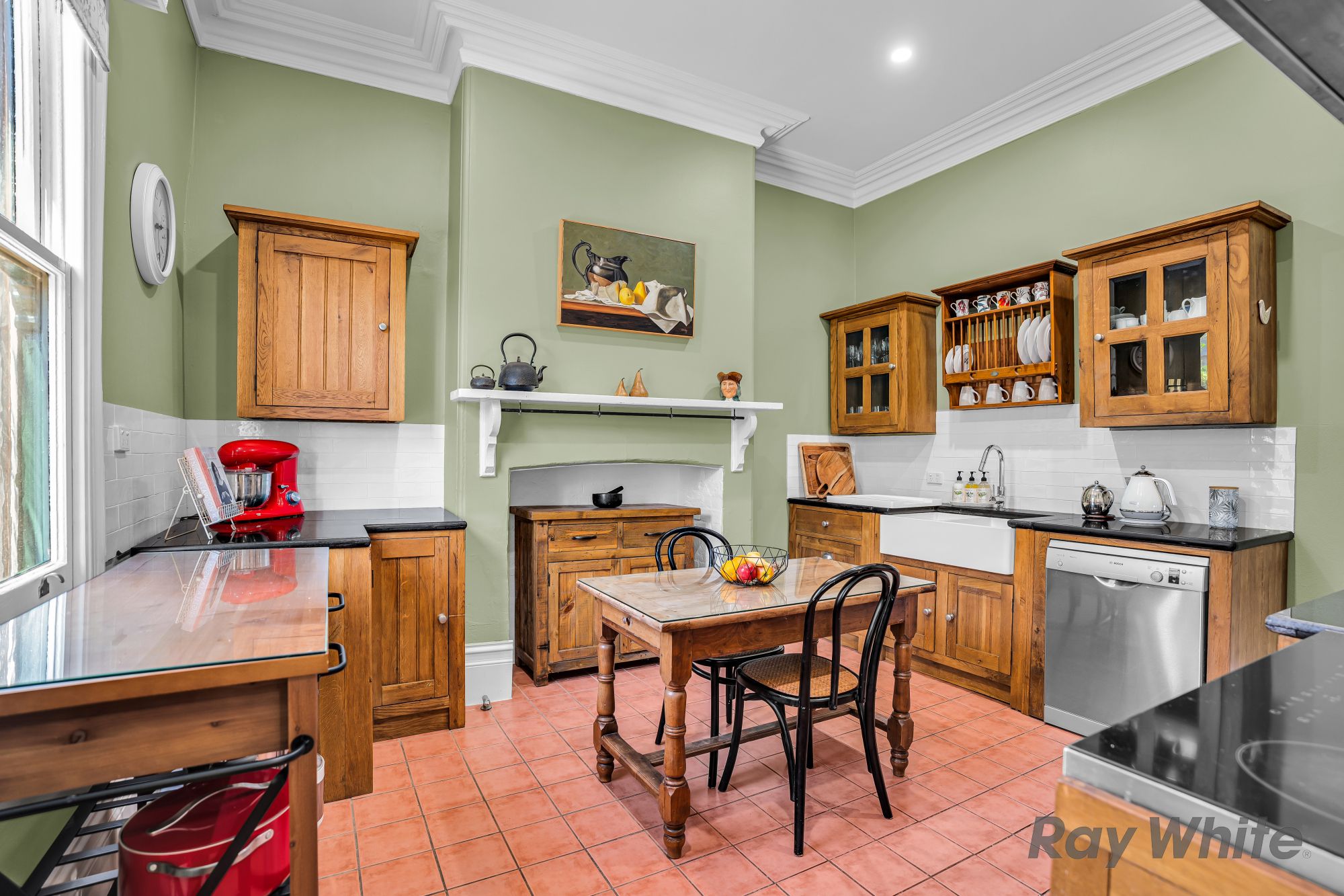 42 Argyle Street — photo 4 of 30