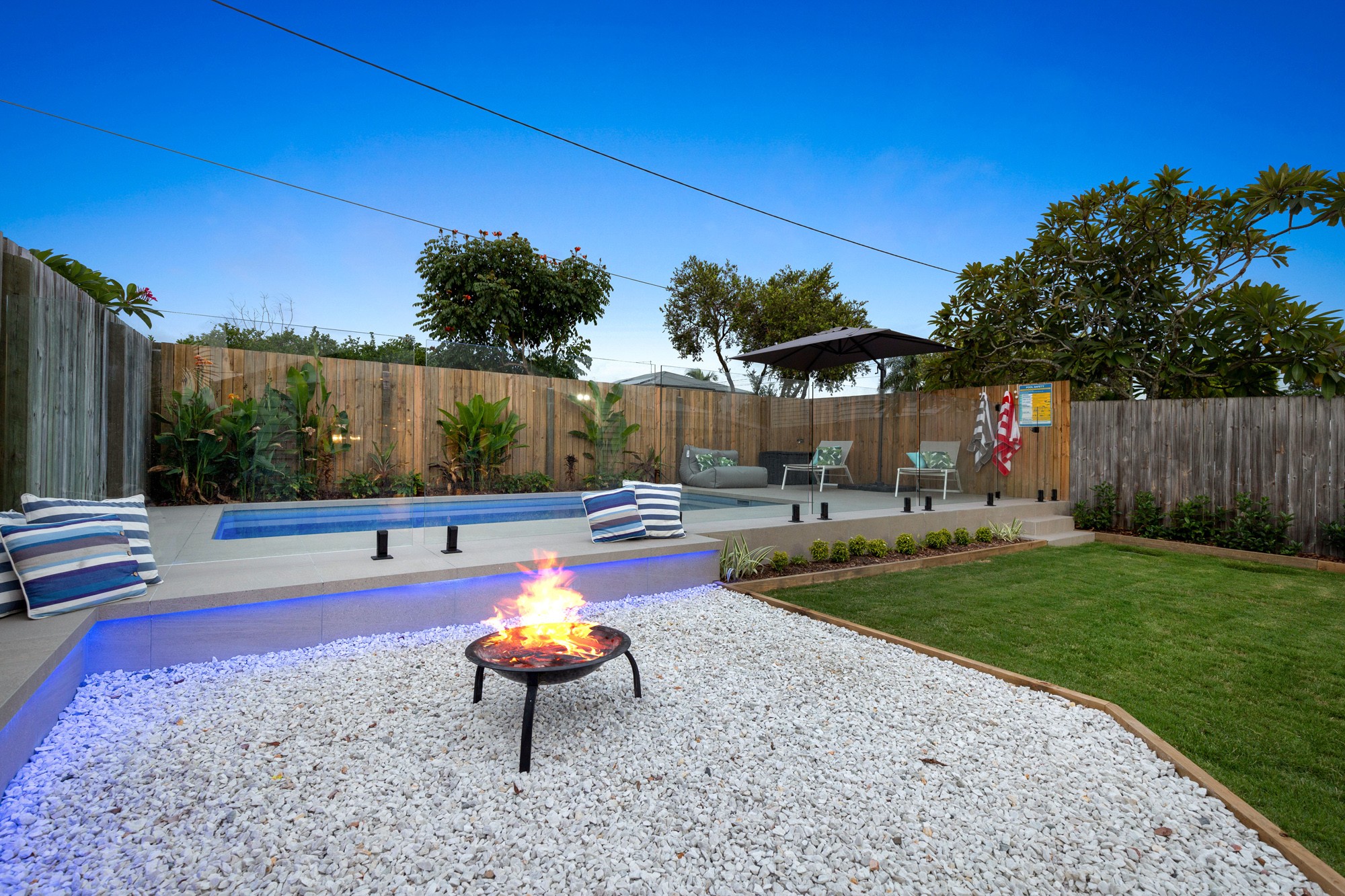 236 Long Street East, Graceville, QLD 4075