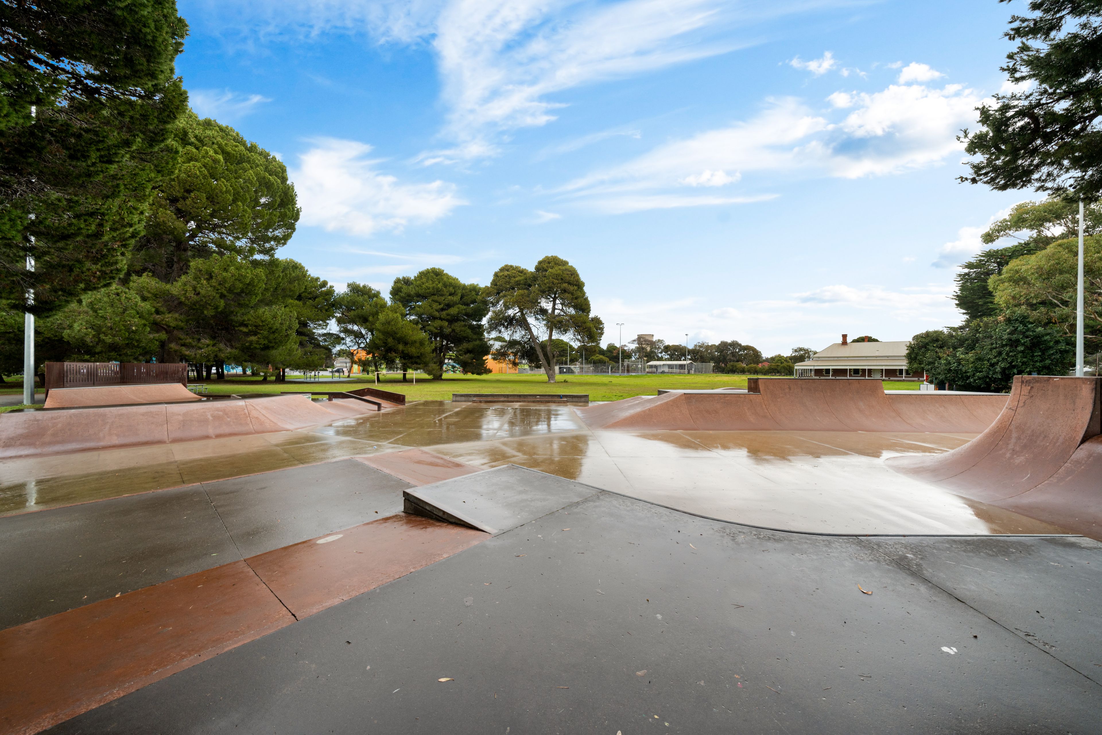 6 Manoora Street — photo 4 of 6