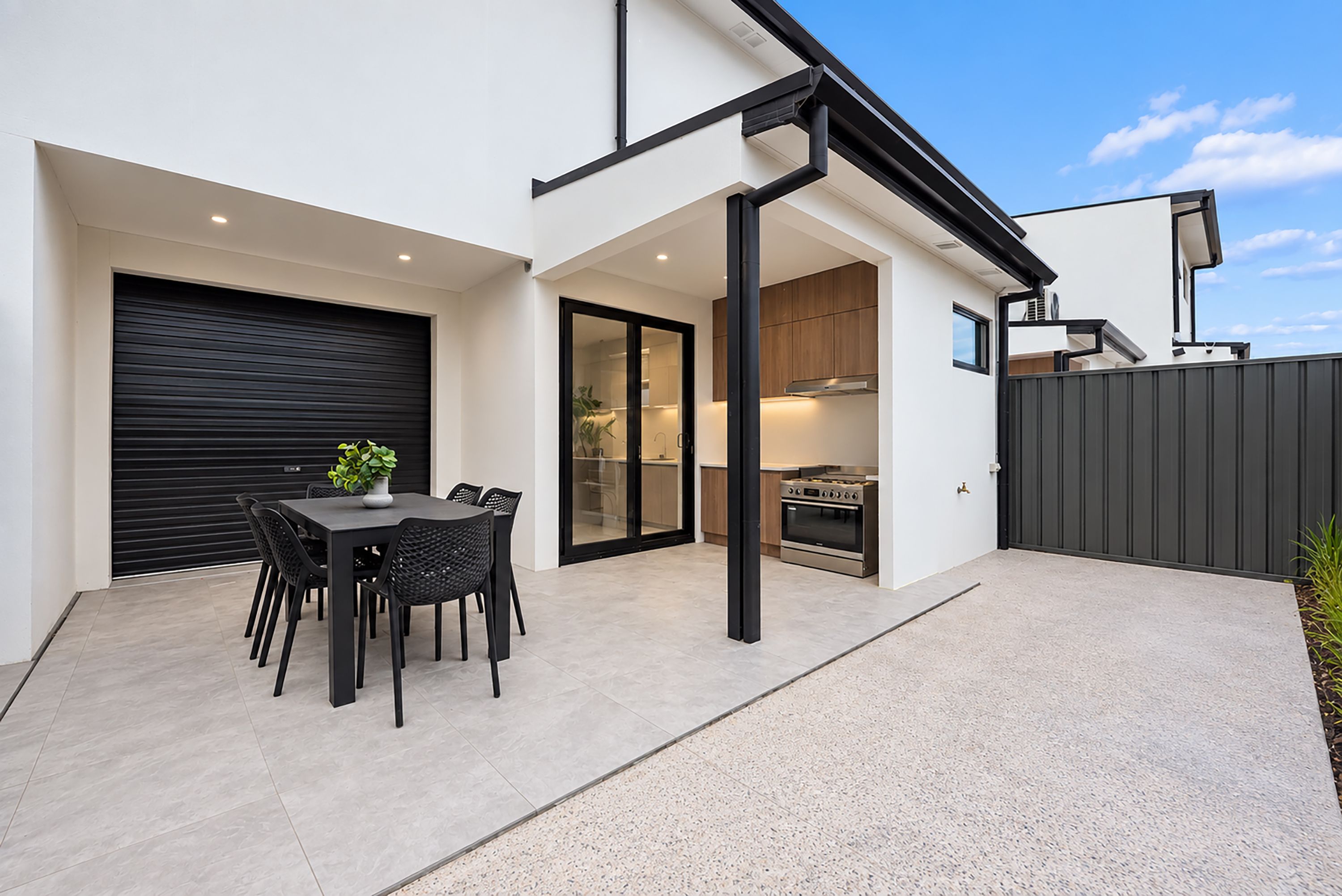 2/3 & 3 Lorne Avenue — photo 12 of 12