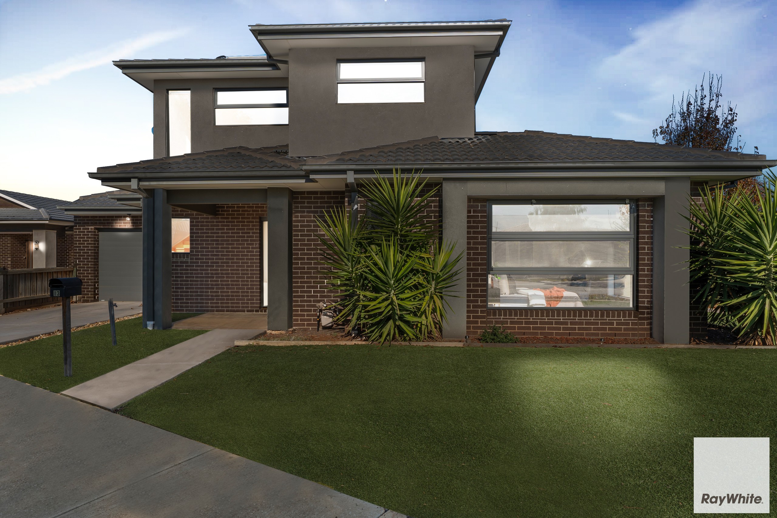 13 Jardine Drive, FRASER RISE, VIC 3336