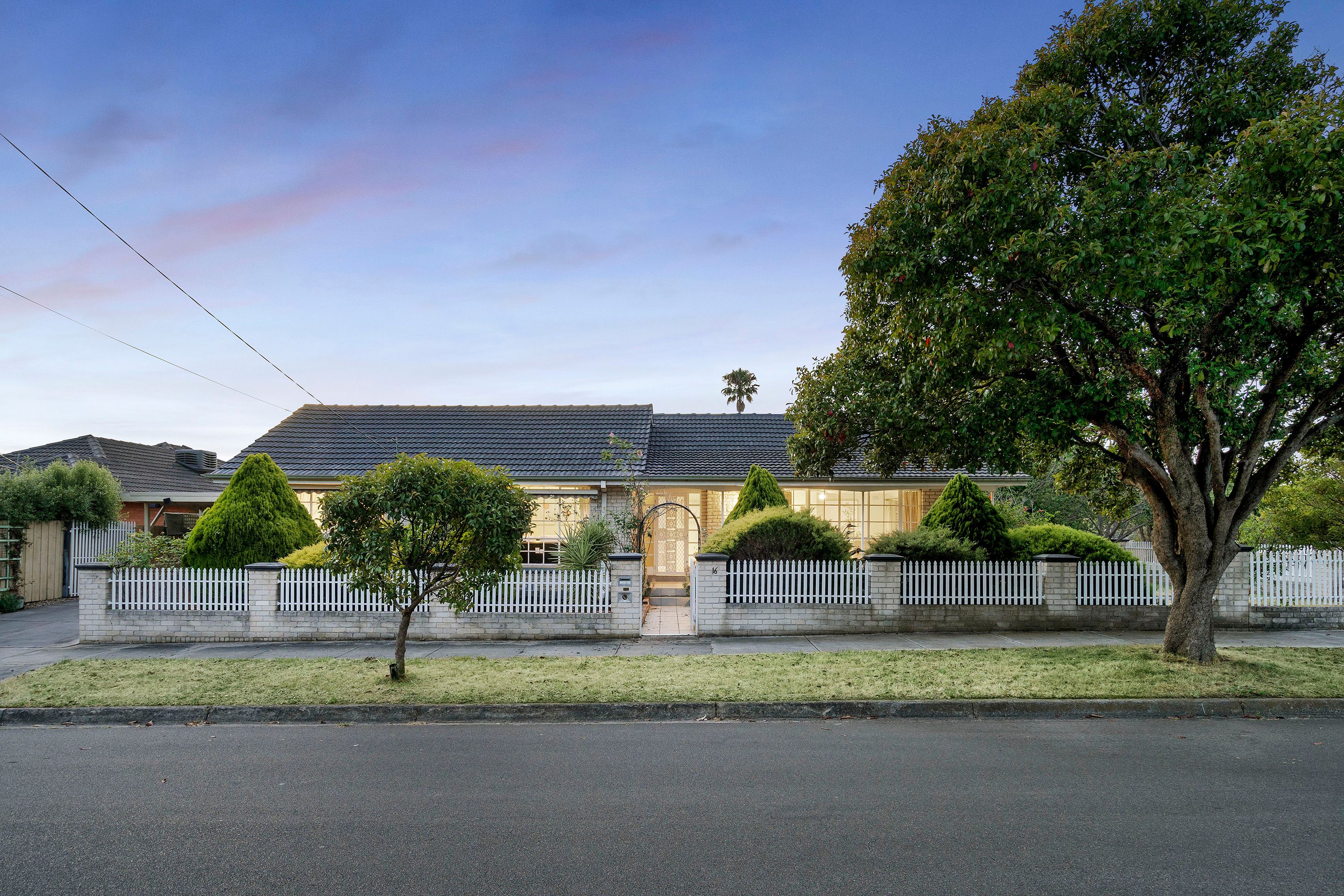 16 Merrill Street, Mulgrave VIC 3170