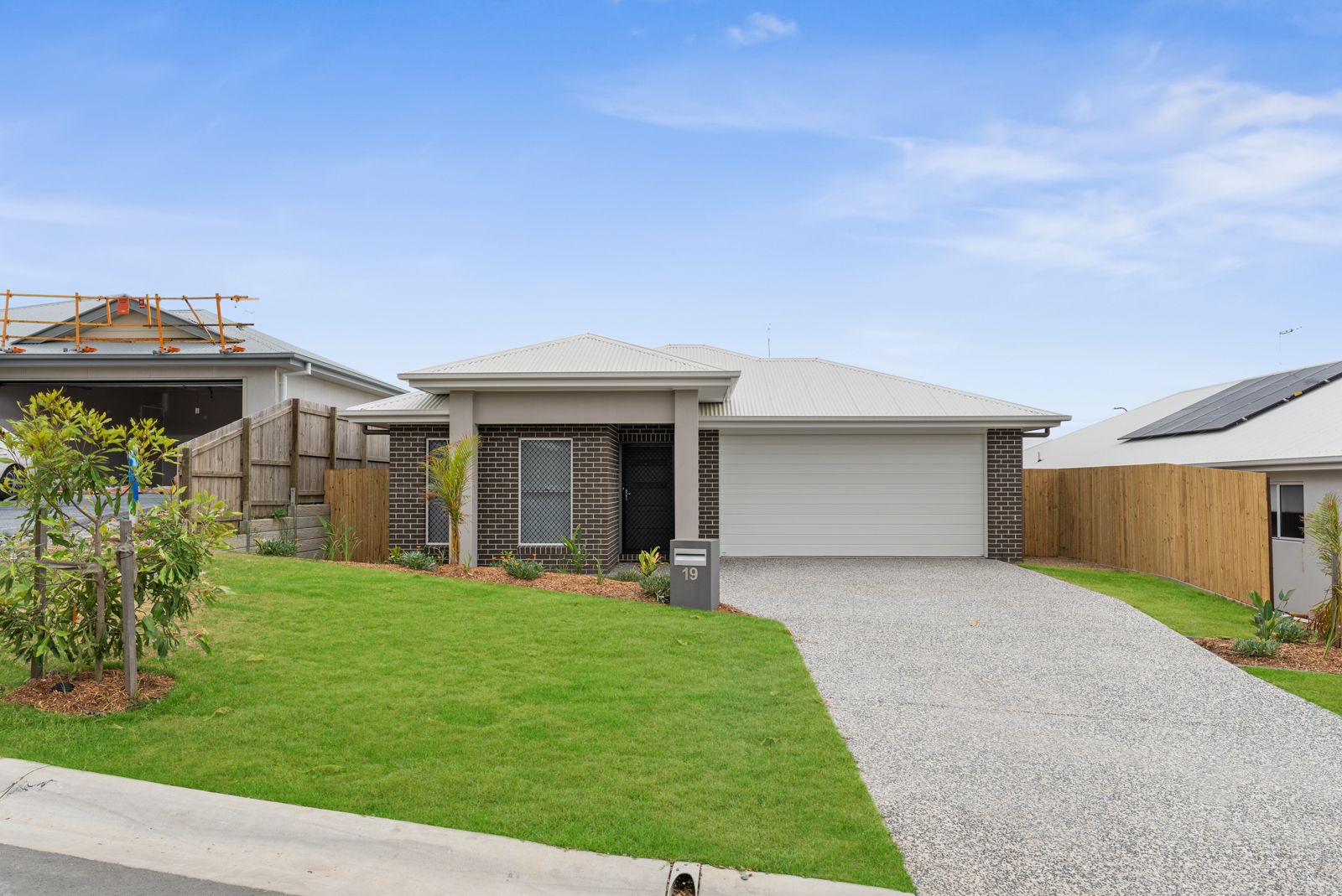 19 Grasstree Street, Morayfield, QLD 4506