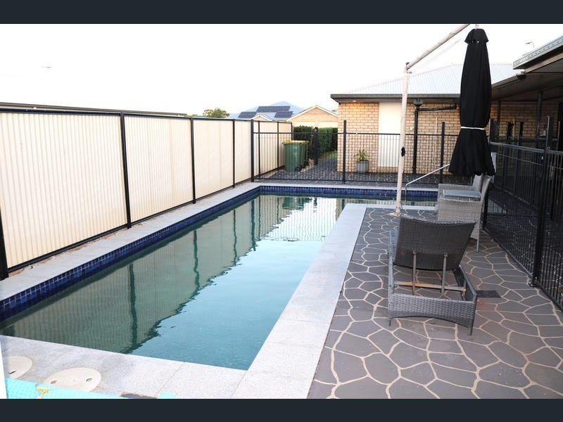 37 Berghofer Drive, Oakey, QLD 4401