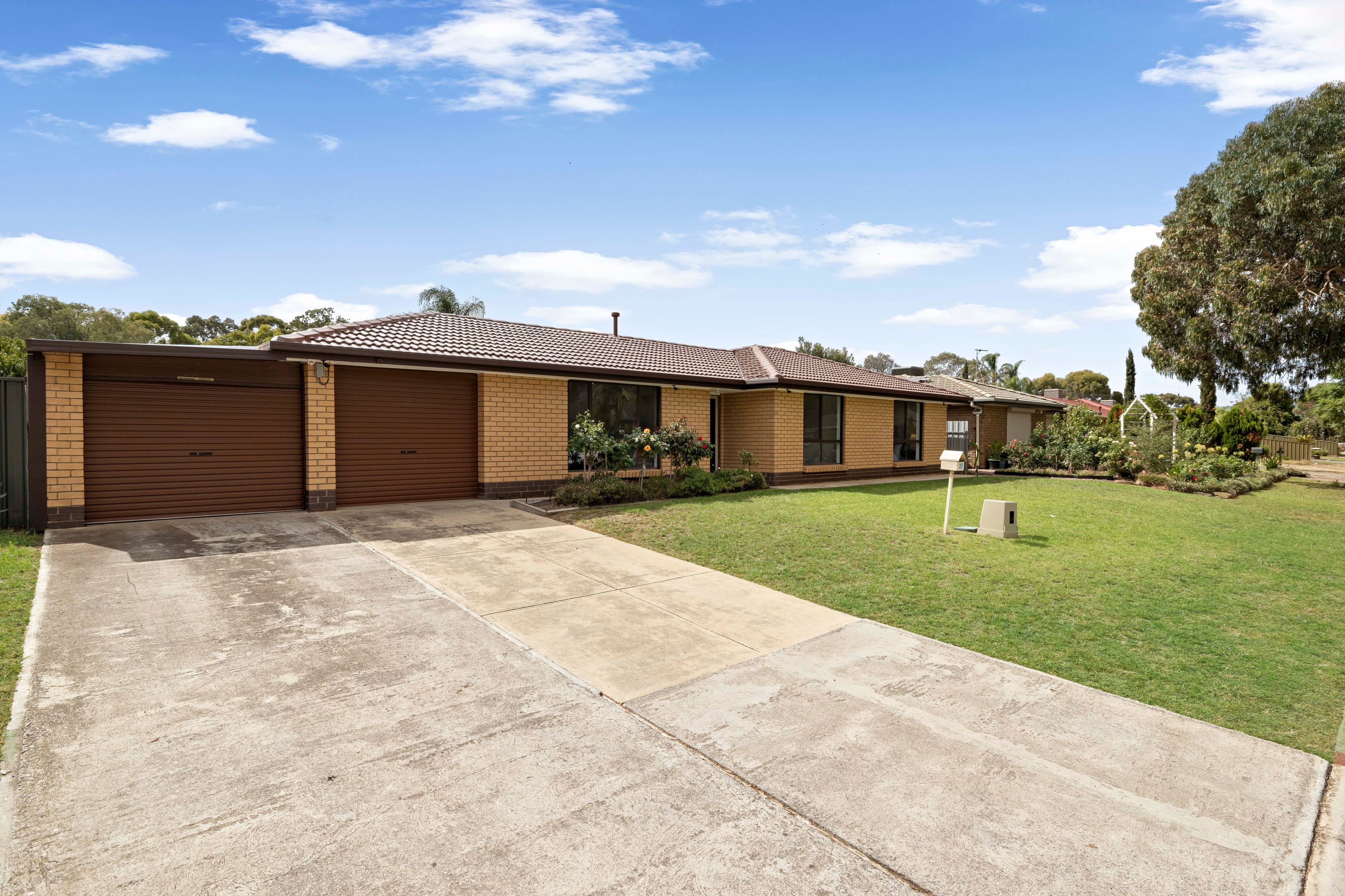 37 Swallow Crescent, Parafield Gardens, SA 5107