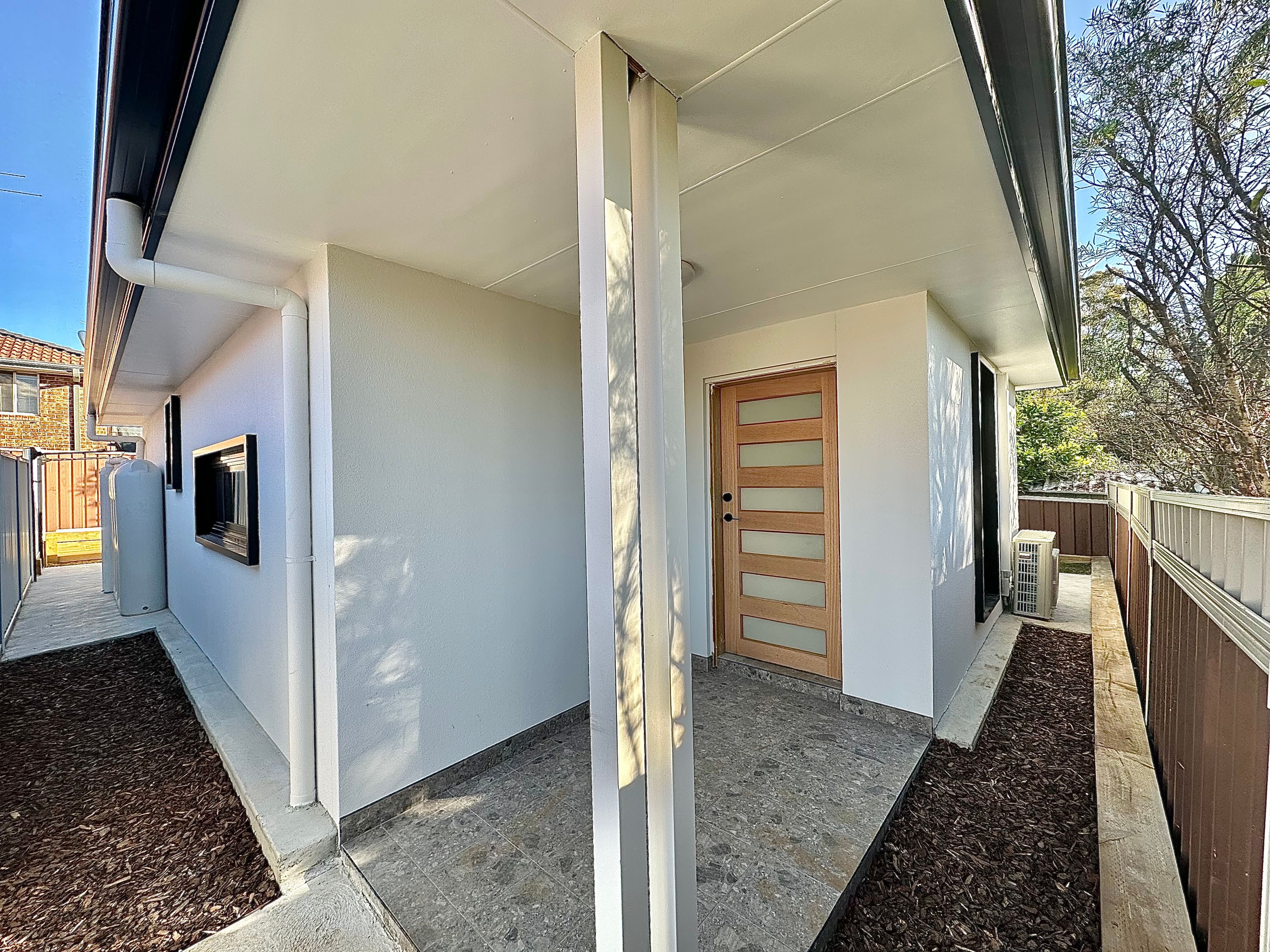 5A Kitava Place, Glenfield, NSW 2167