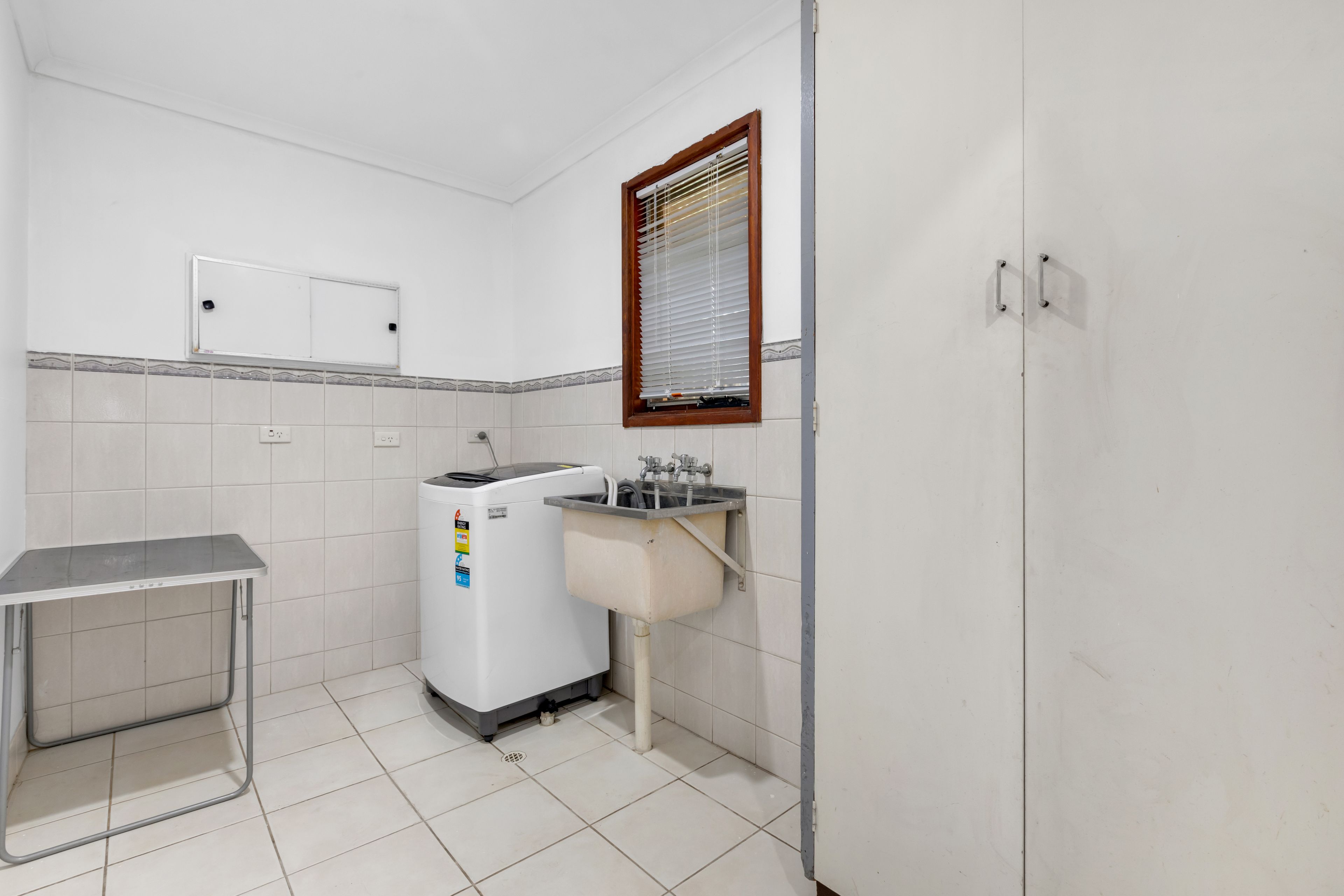 12 Palari Crescent — photo 17 of 26
