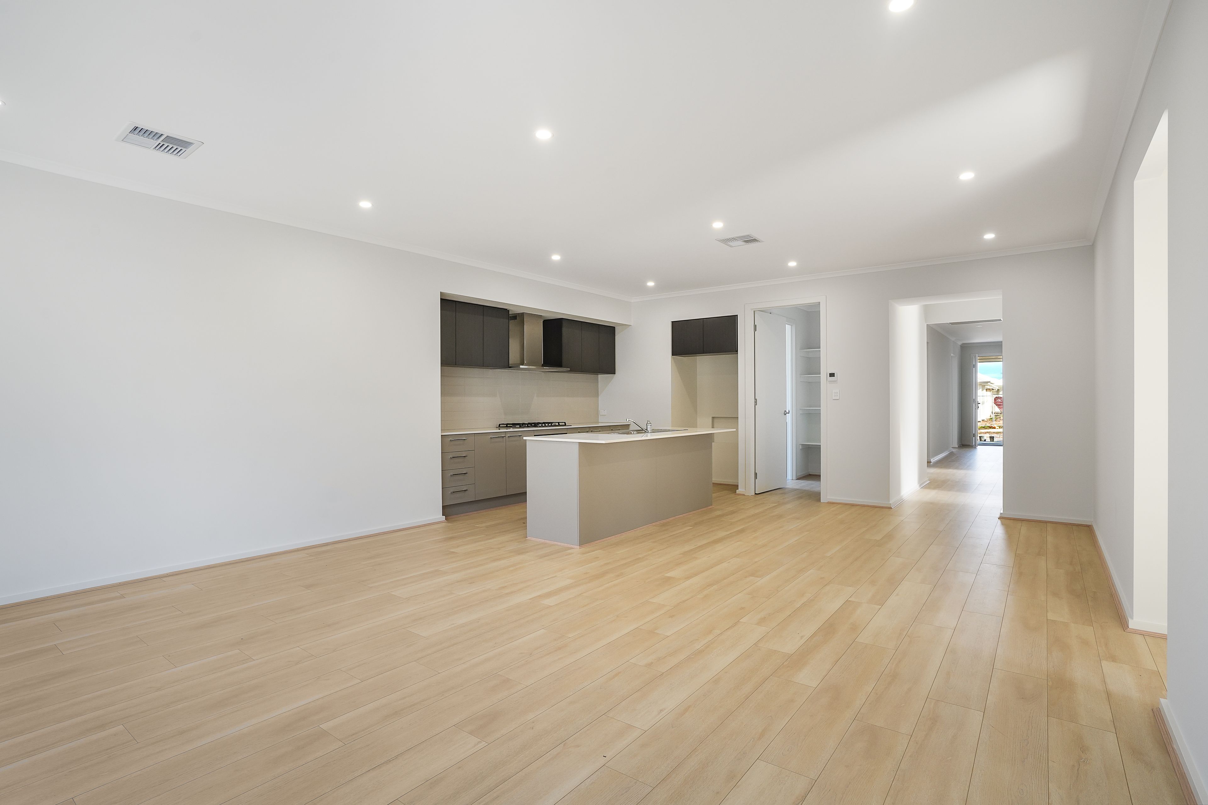 10 Bonney Loop — photo 3 of 10