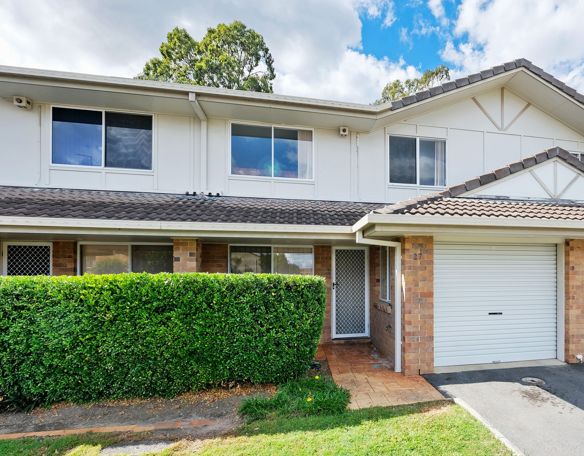 122 Johnson Road, Hillcrest QLD 4118