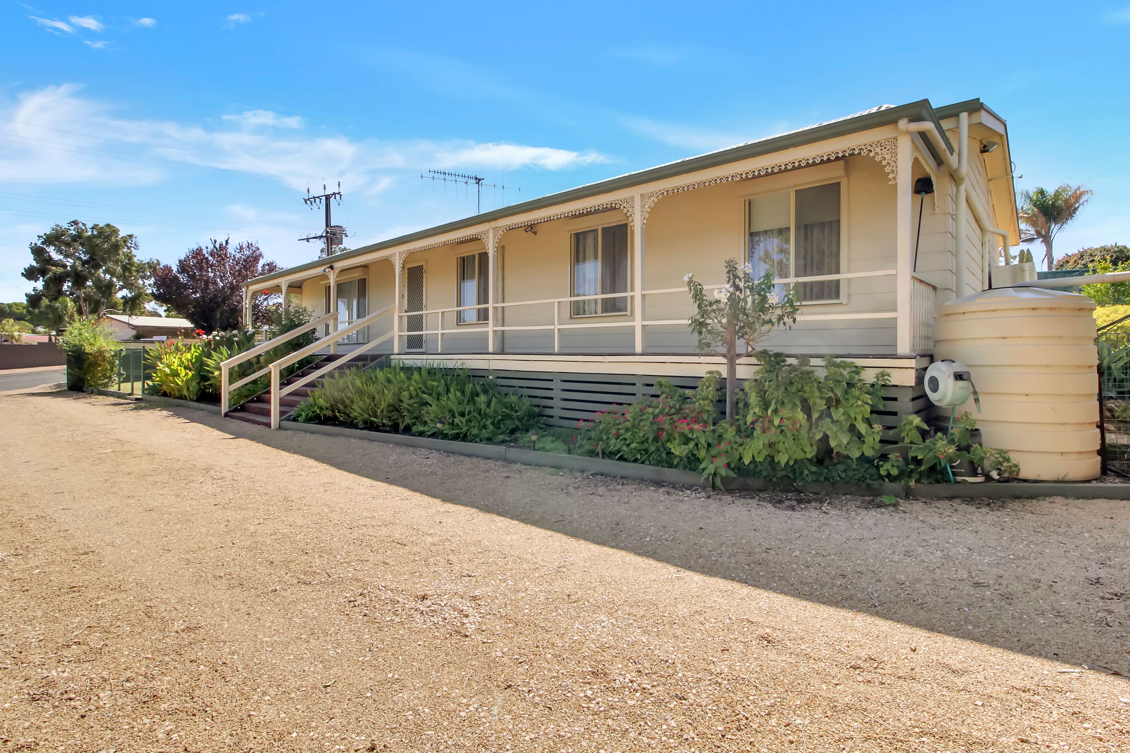 4 Elenore Avenue, Paringa, SA 5340