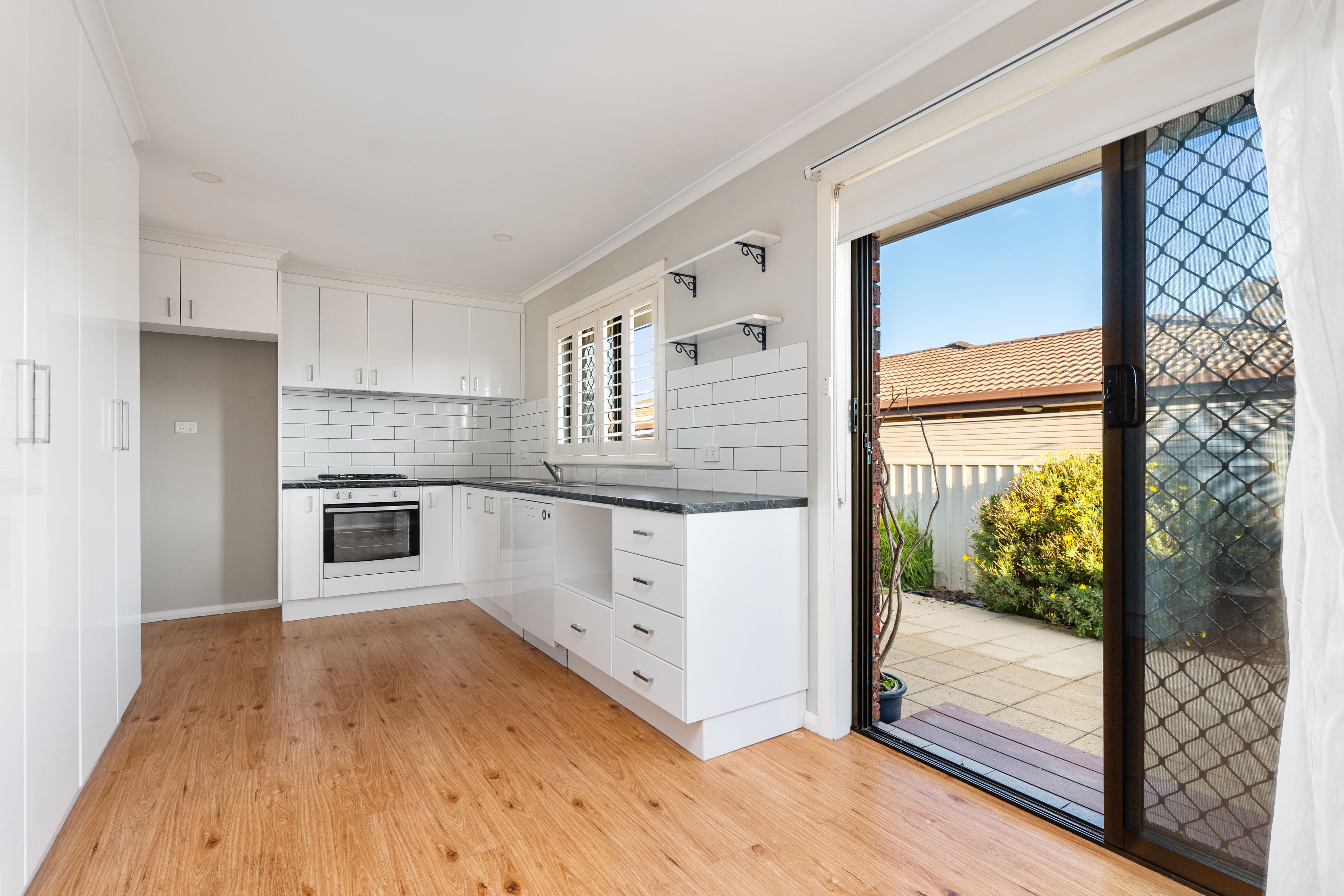1/4 Brent Court — photo from Ray White Albury North