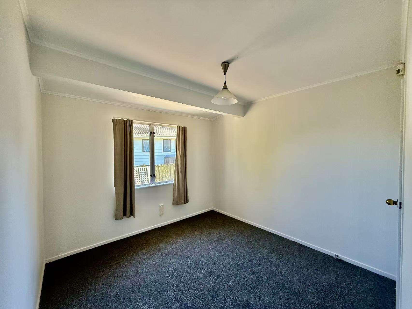 129 Aviemore Drive photo 3